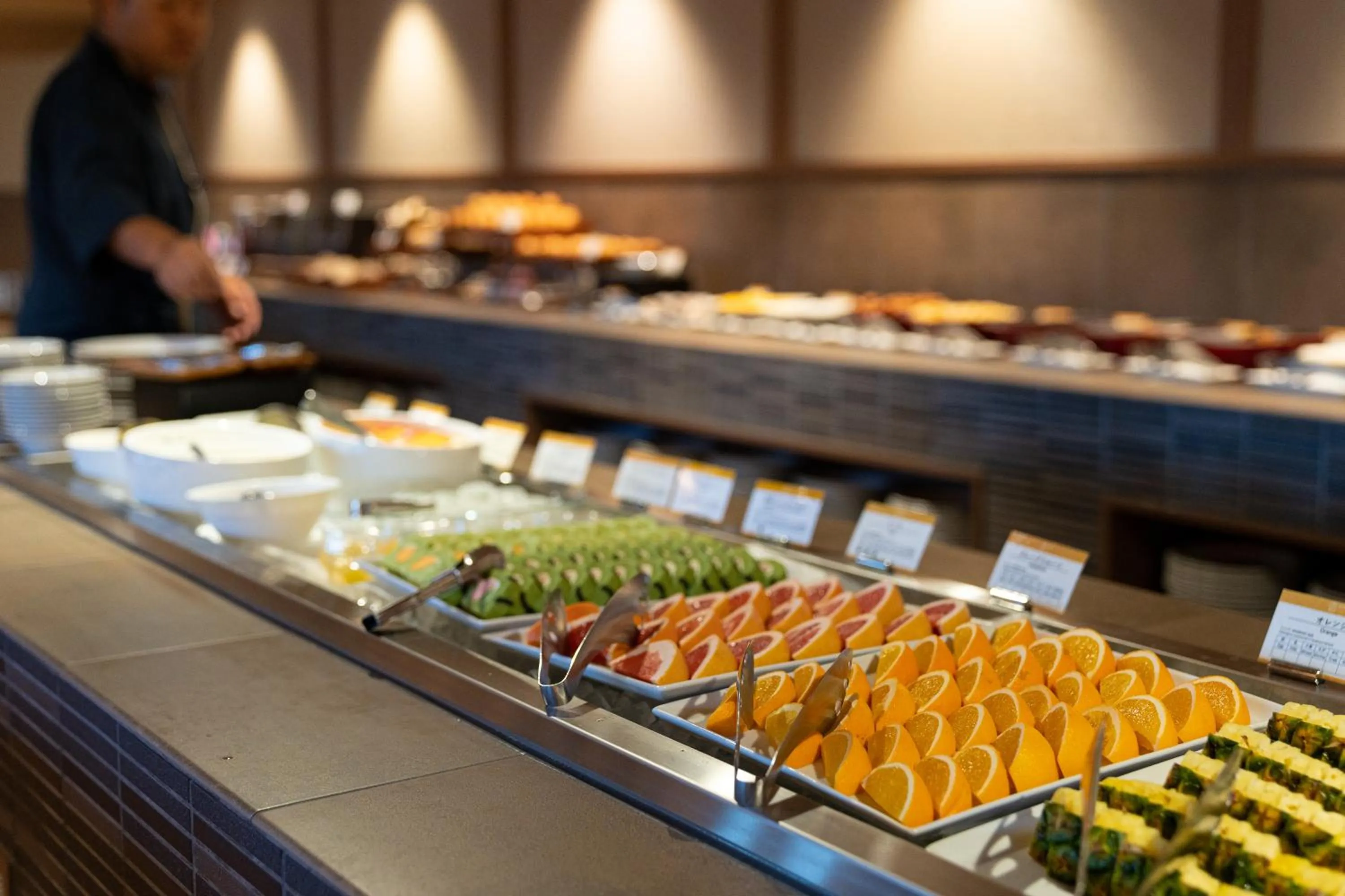 Restaurant/places to eat in Oike Hotel