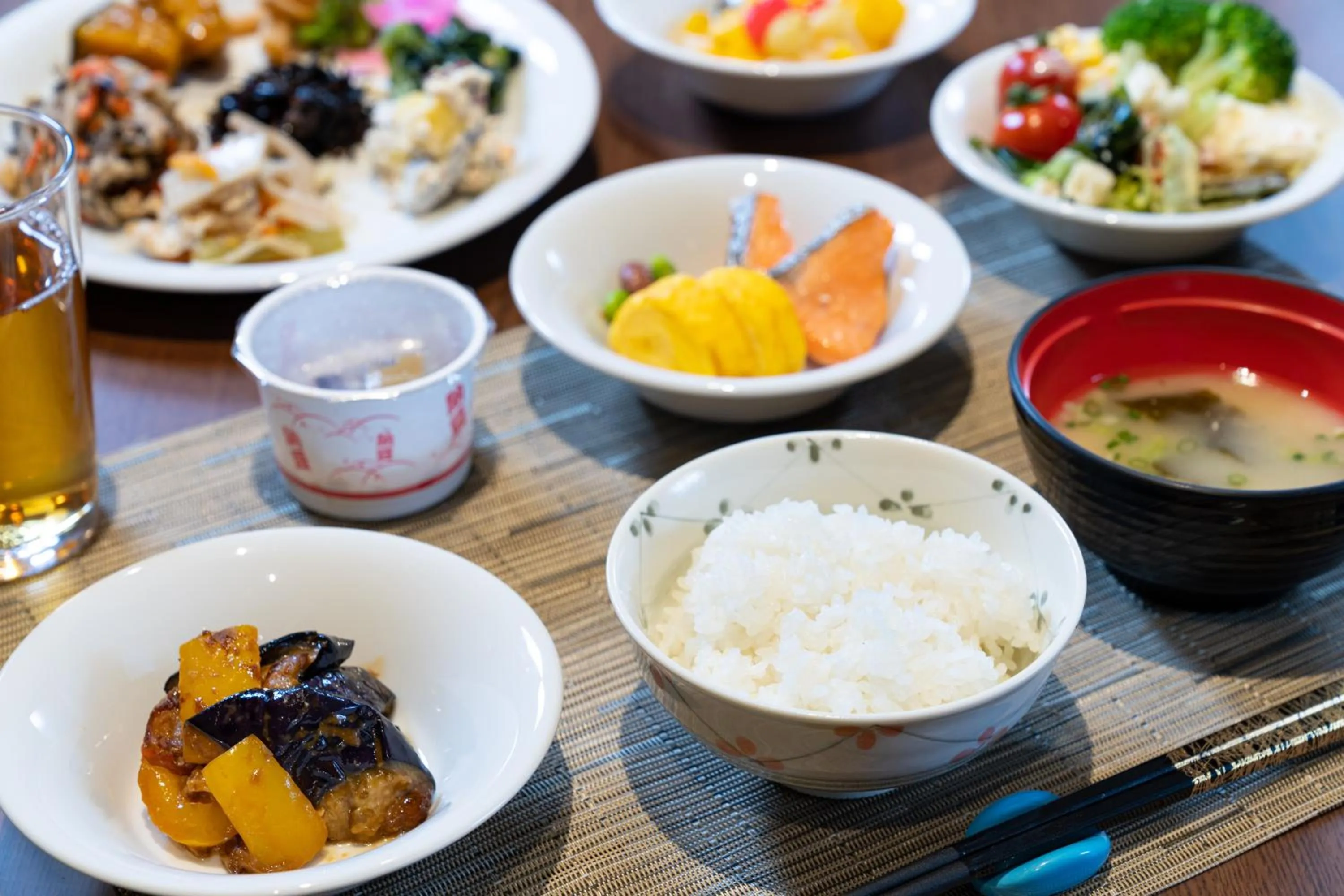 Restaurant/places to eat in Oike Hotel