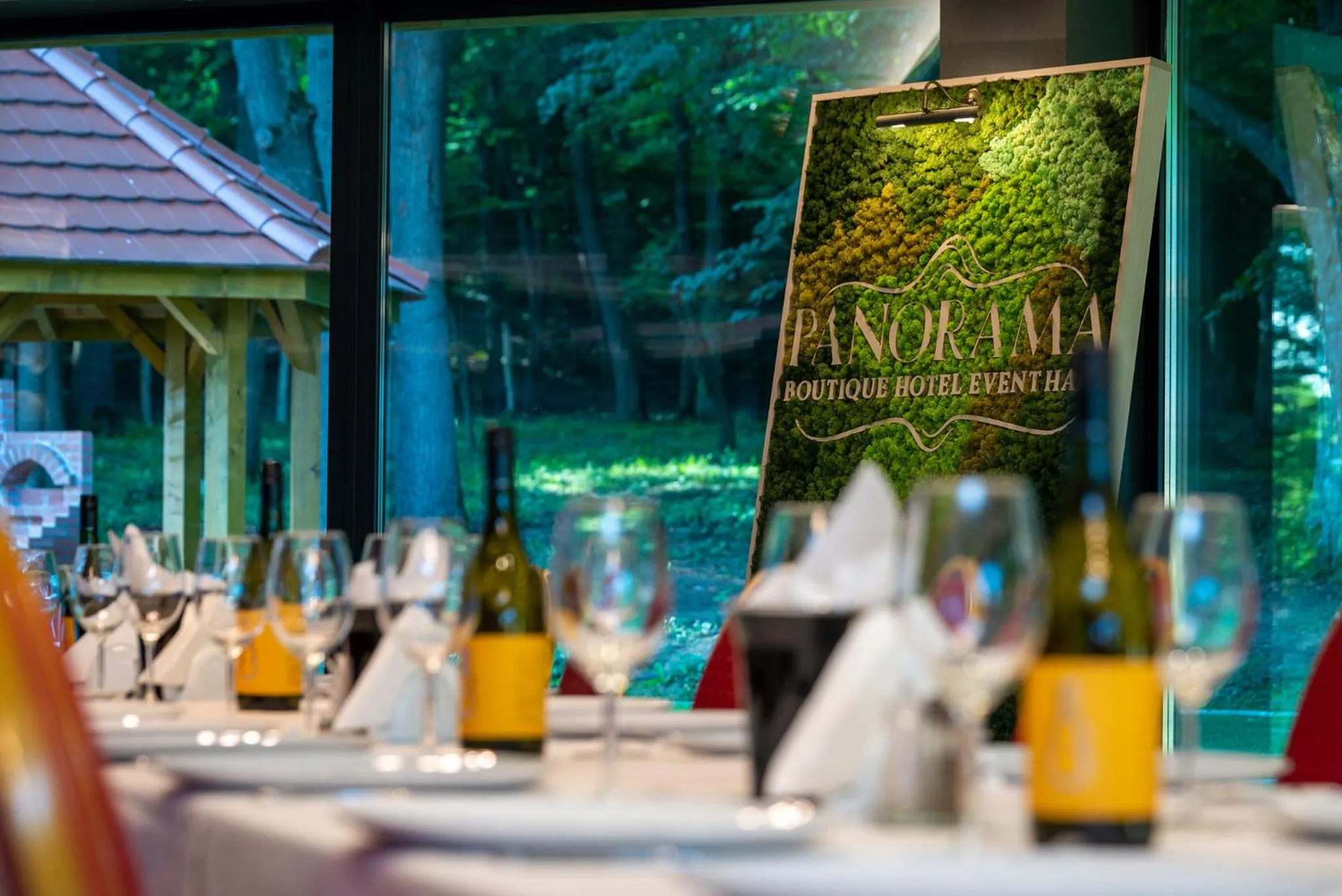 Restaurant/places to eat in Panorama Boutique Hotel