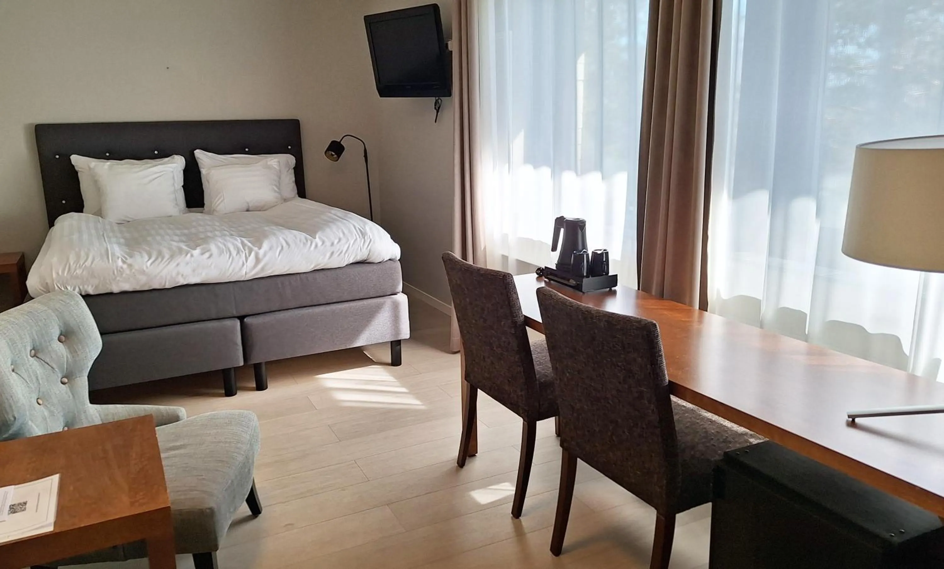 Bed in Majvik Congress Hotel