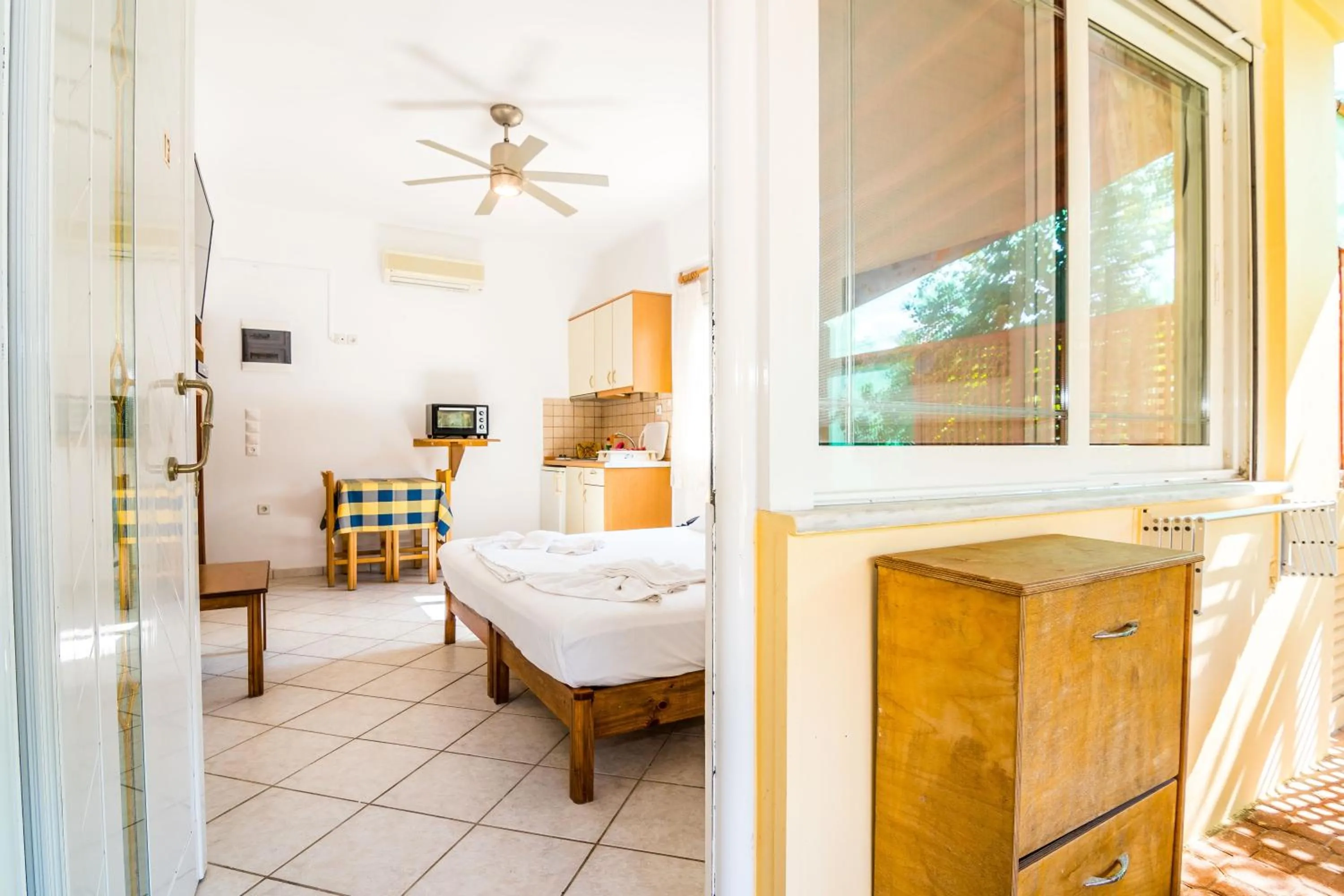 Bed in Thalassa Apartments