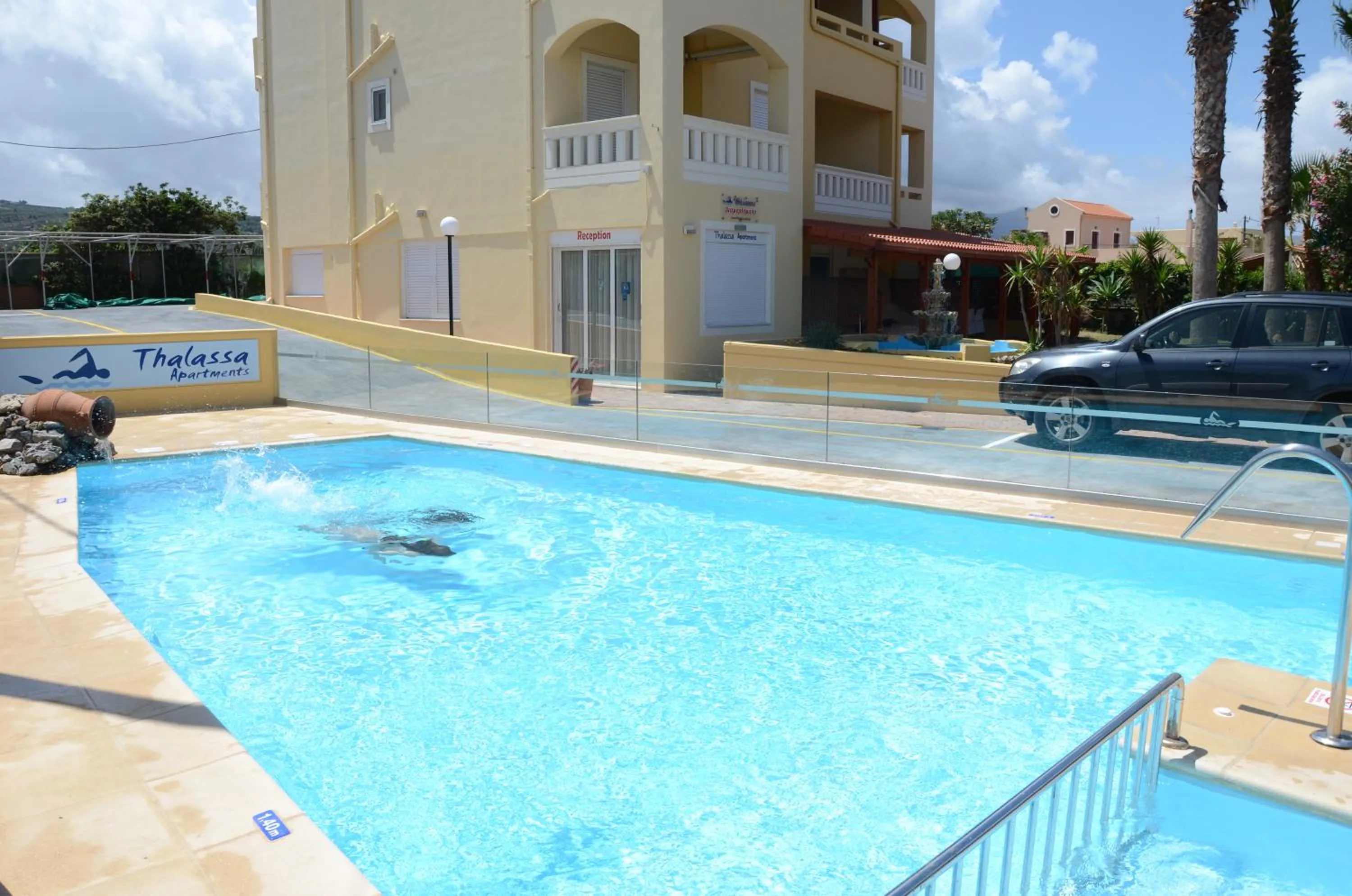 Swimming pool in Thalassa Apartments