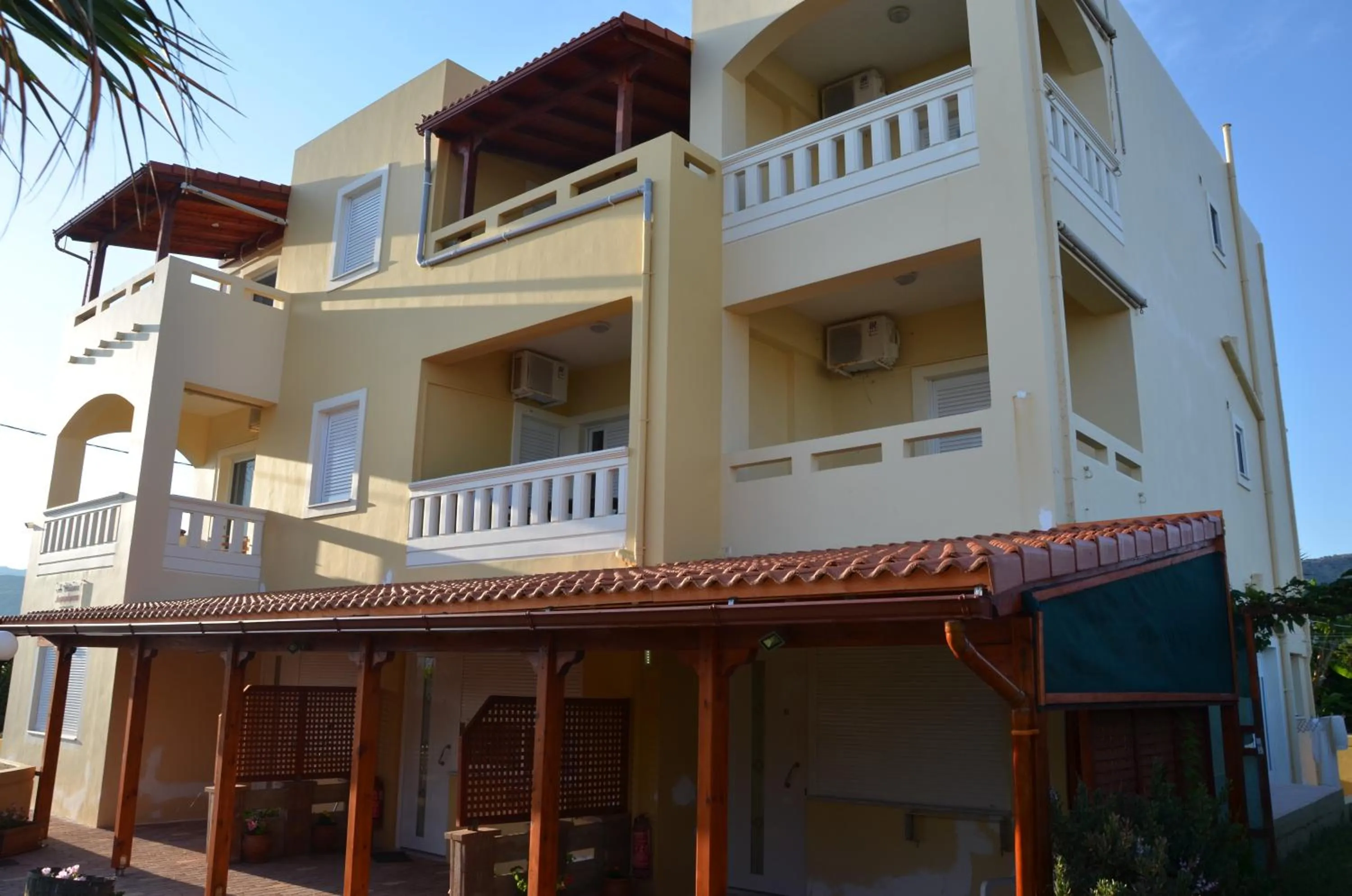 Facade/entrance in Thalassa Apartments