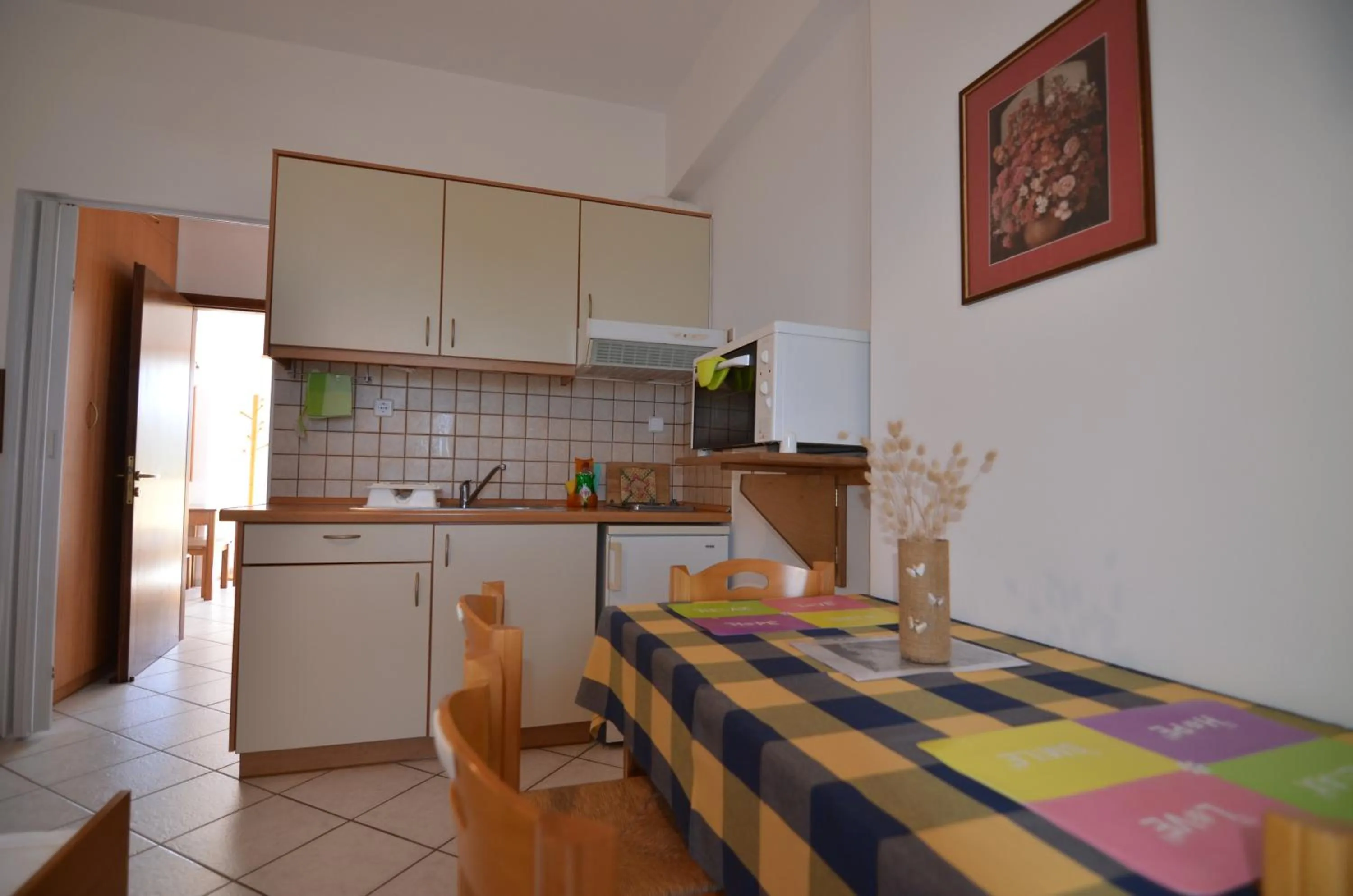 Kitchen or kitchenette, Bed in Thalassa Apartments