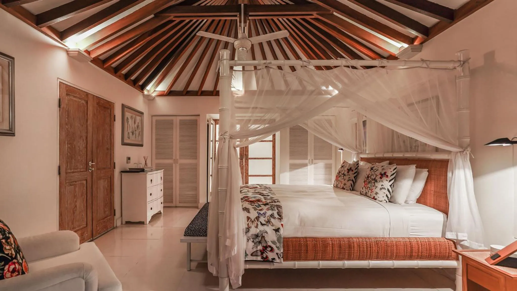 Bed in Villa Jajaliluna