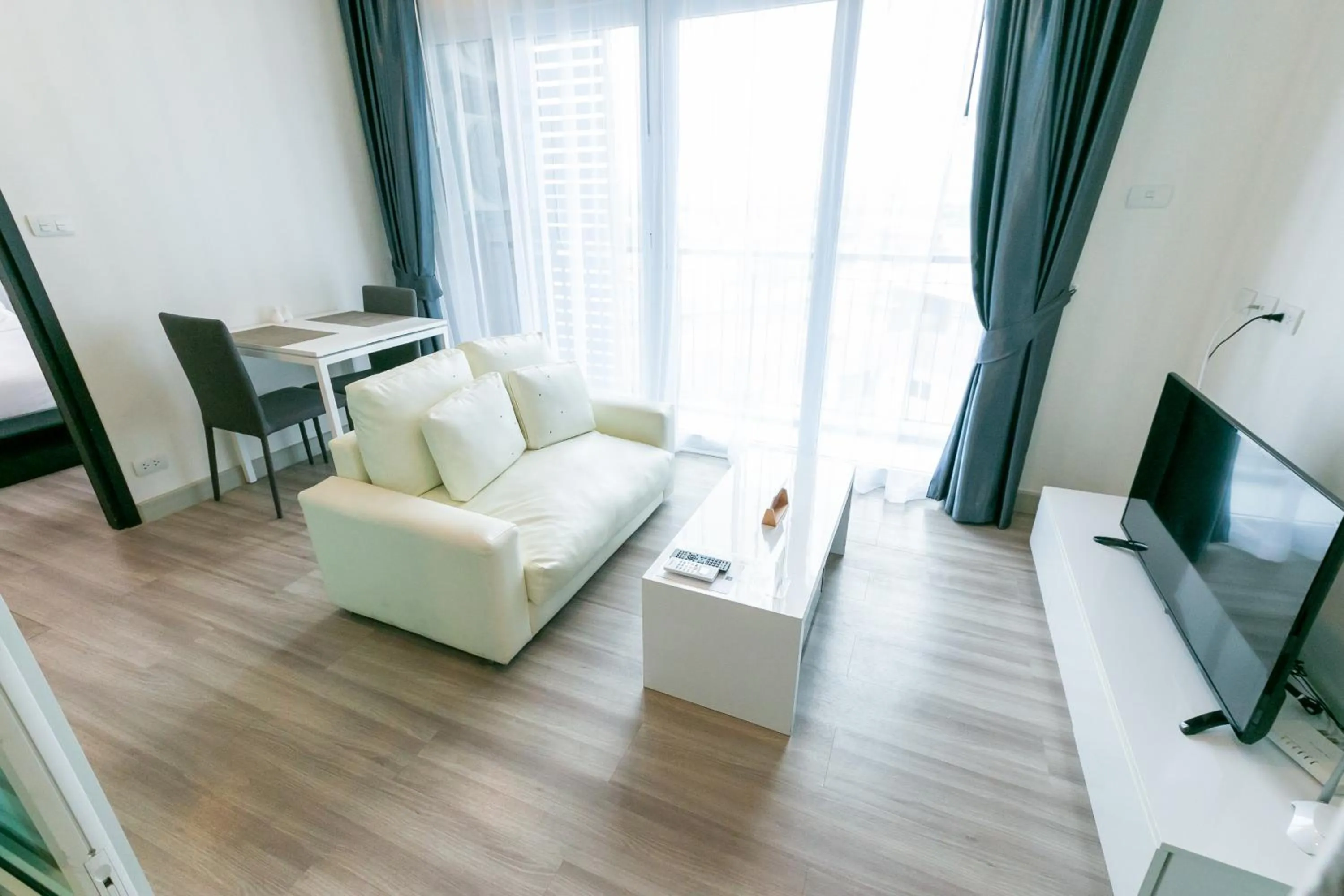 Living room in Locals Prio ChiangMai Central Airport Plaza