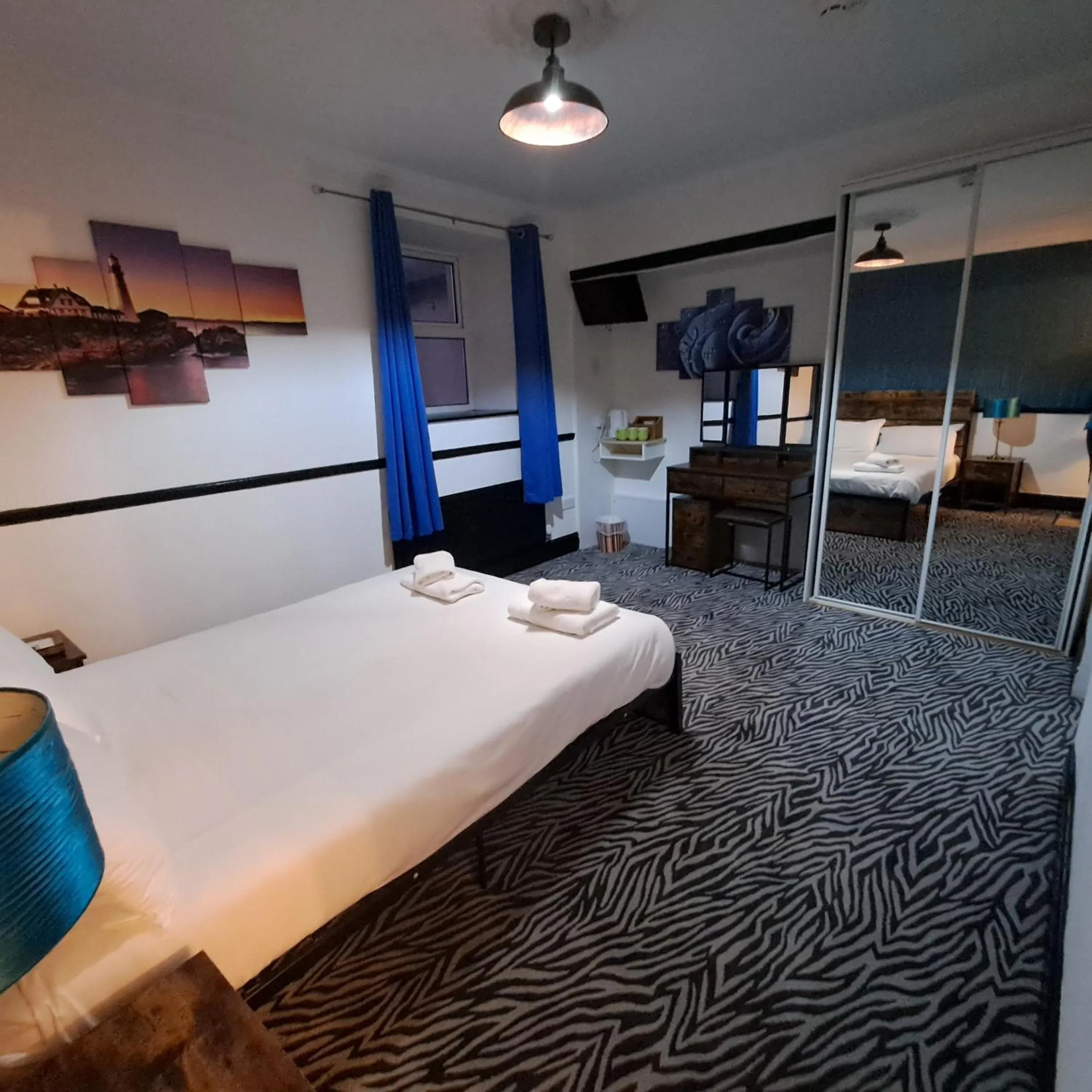 Bed in Boathouse Hotel