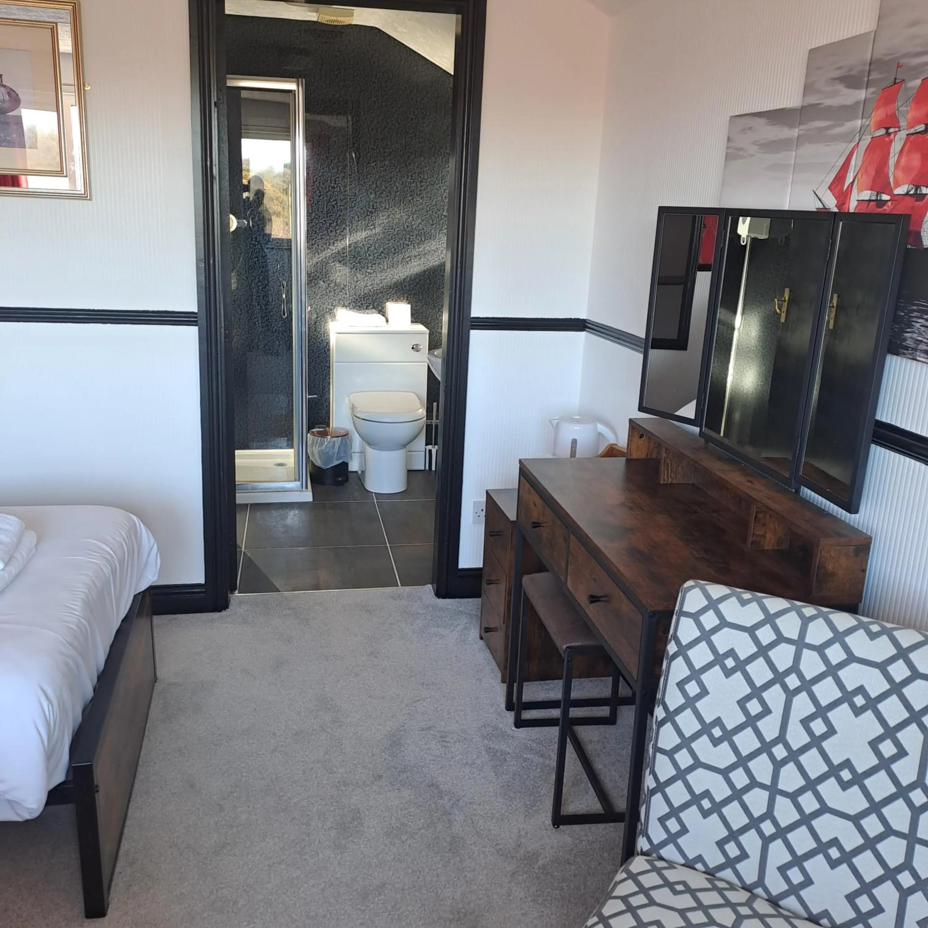 Bed in Boathouse Hotel