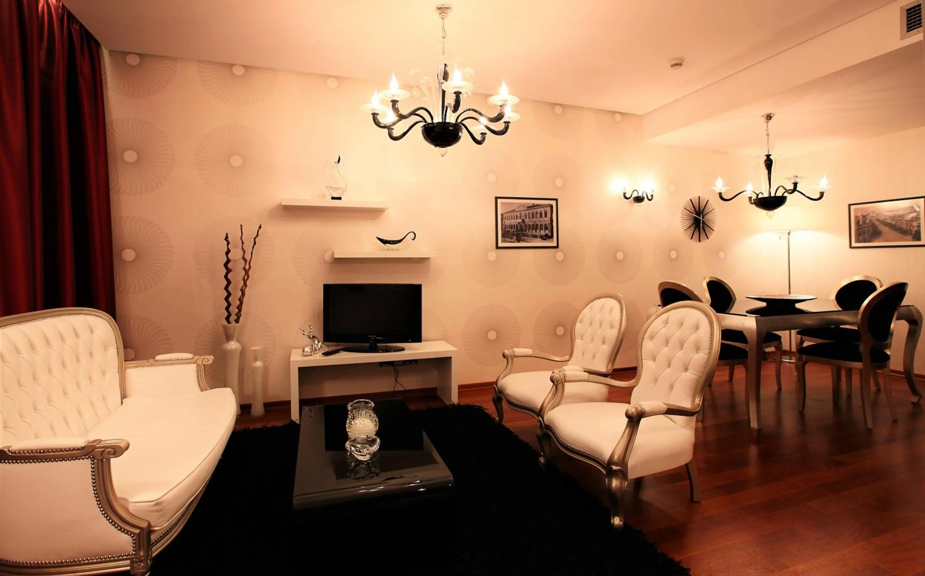 Living room in Tirana International Hotel & Conference Center