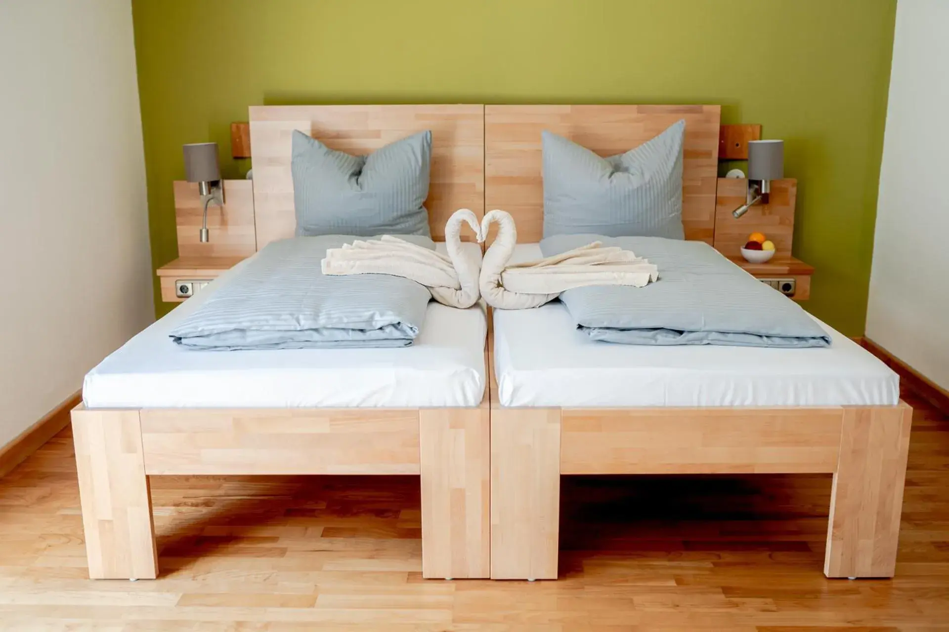 Double or Twin Room with Kitchenette in Hotel Donau-Ries Double or Twin Room with Kitchenette in Hotel Donau-Ries