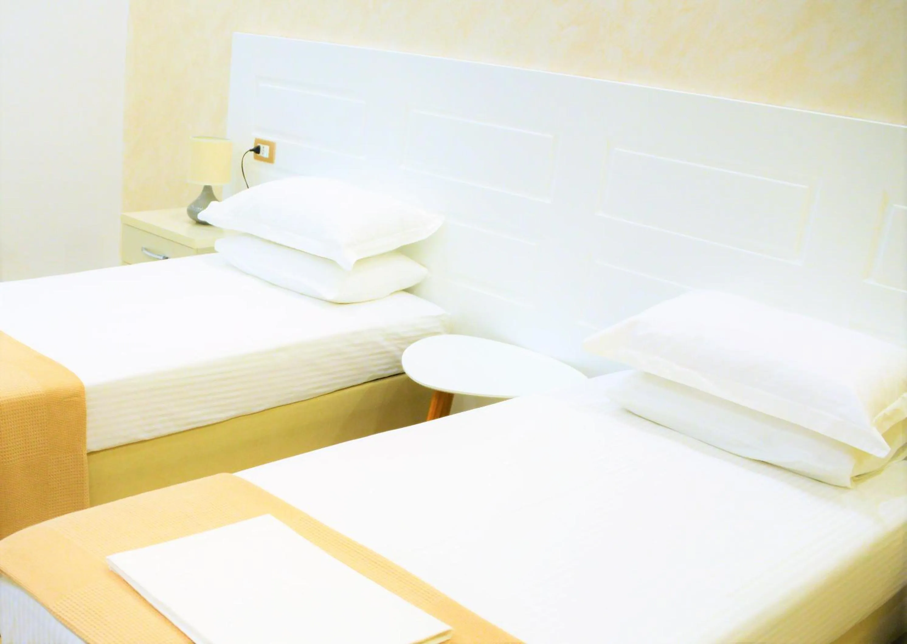 Bedroom, Bed in Comfort Hotel