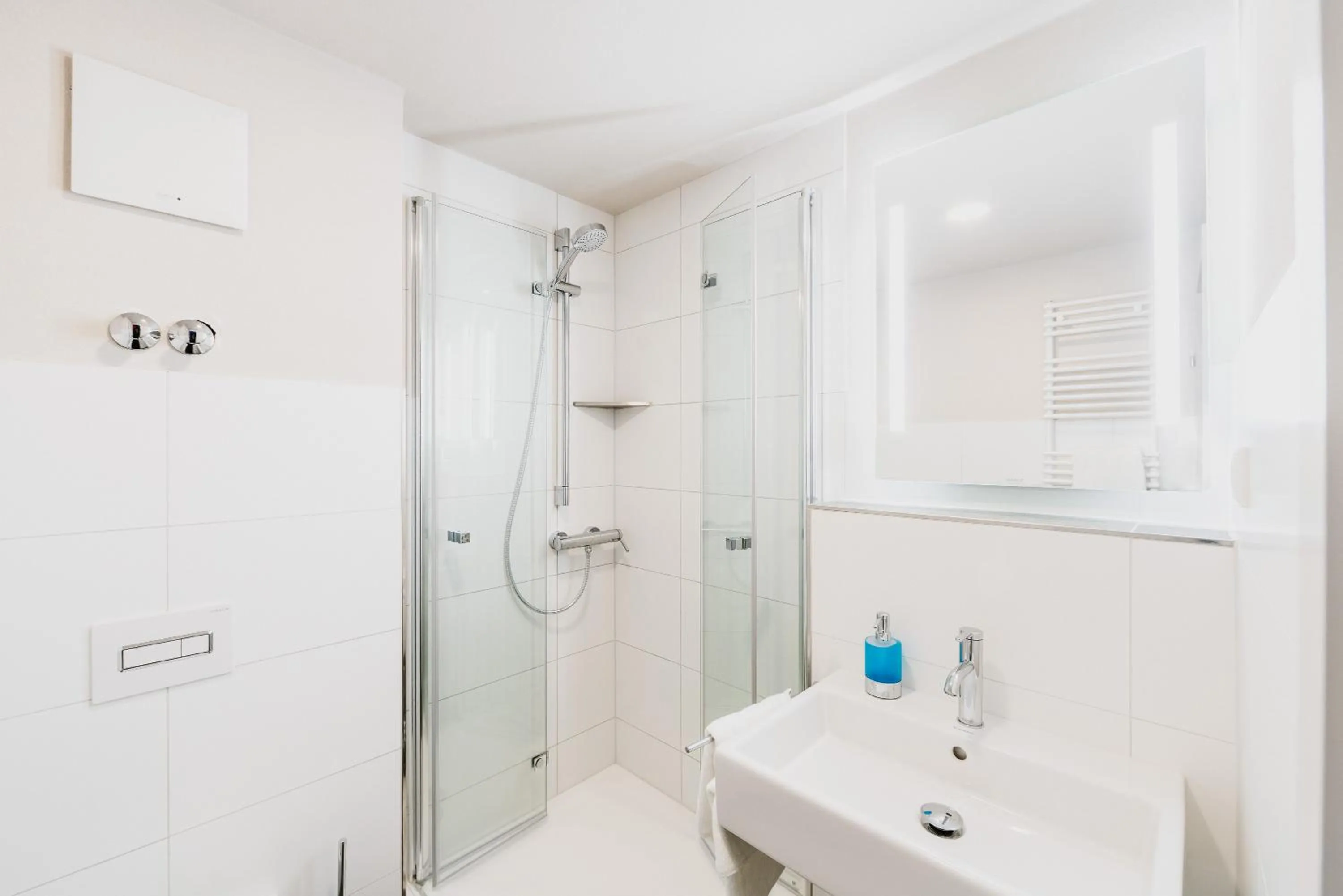 Shower in Hotel Villa Bodeblick