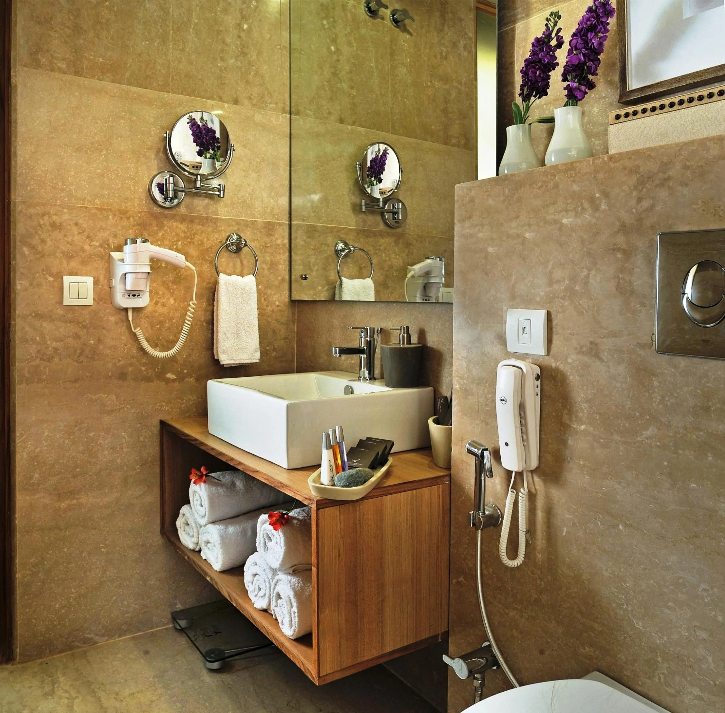 Bathroom in Udman Hotel Panchshila Park