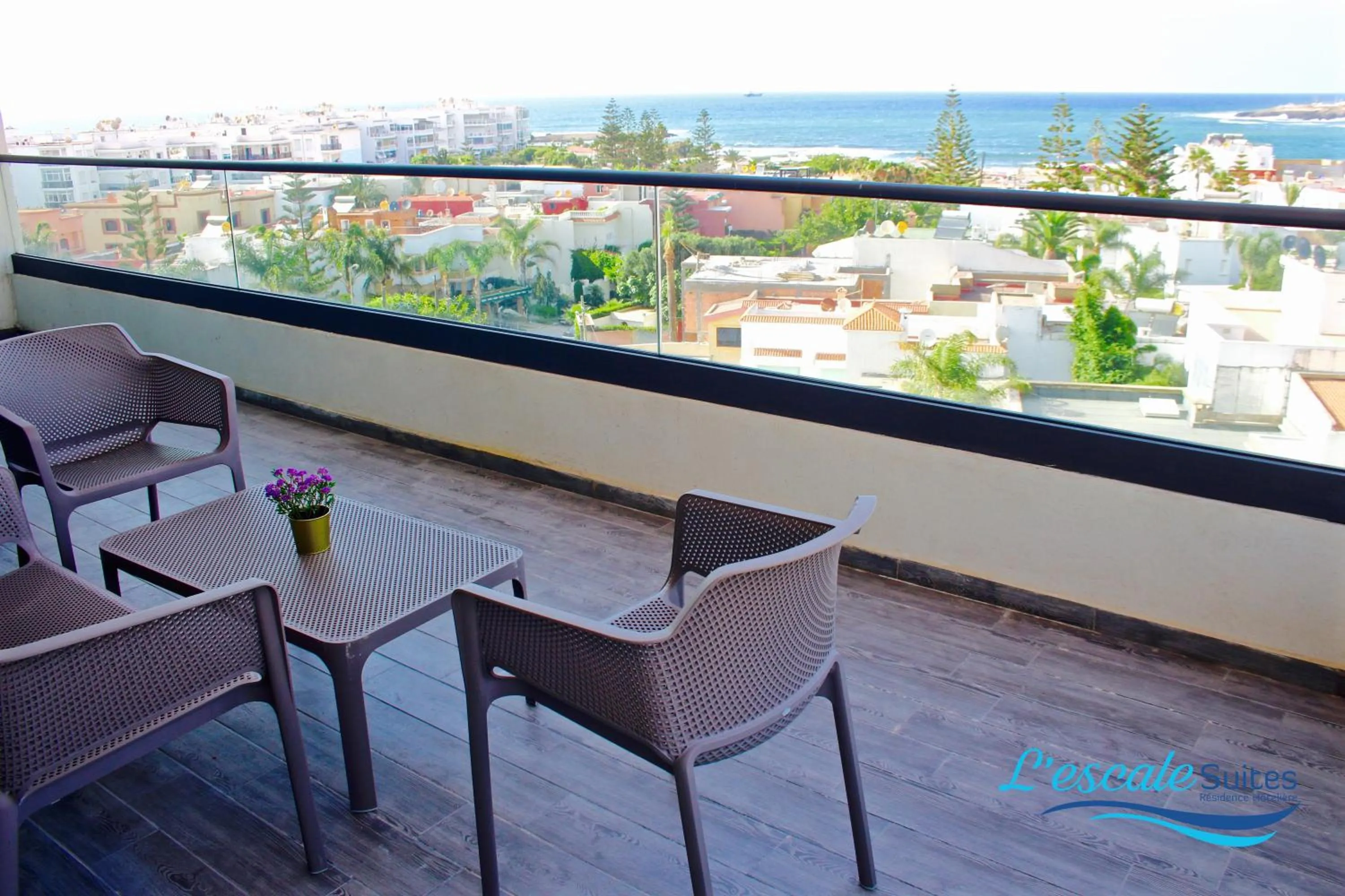 L'escale Suites Résidence Hôtelière By 7AV HOTELS