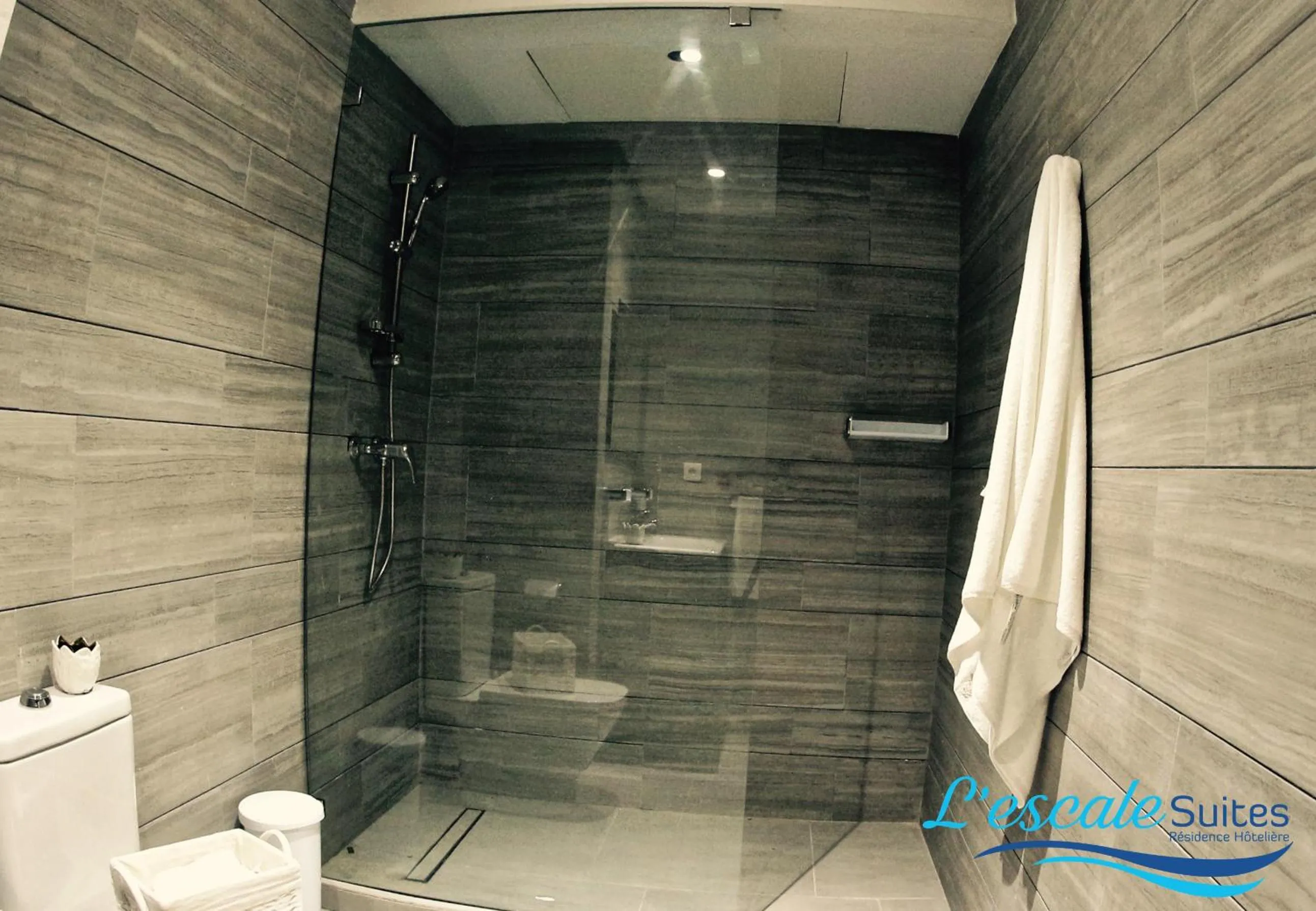 L'escale Suites Résidence Hôtelière By 7AV HOTELS