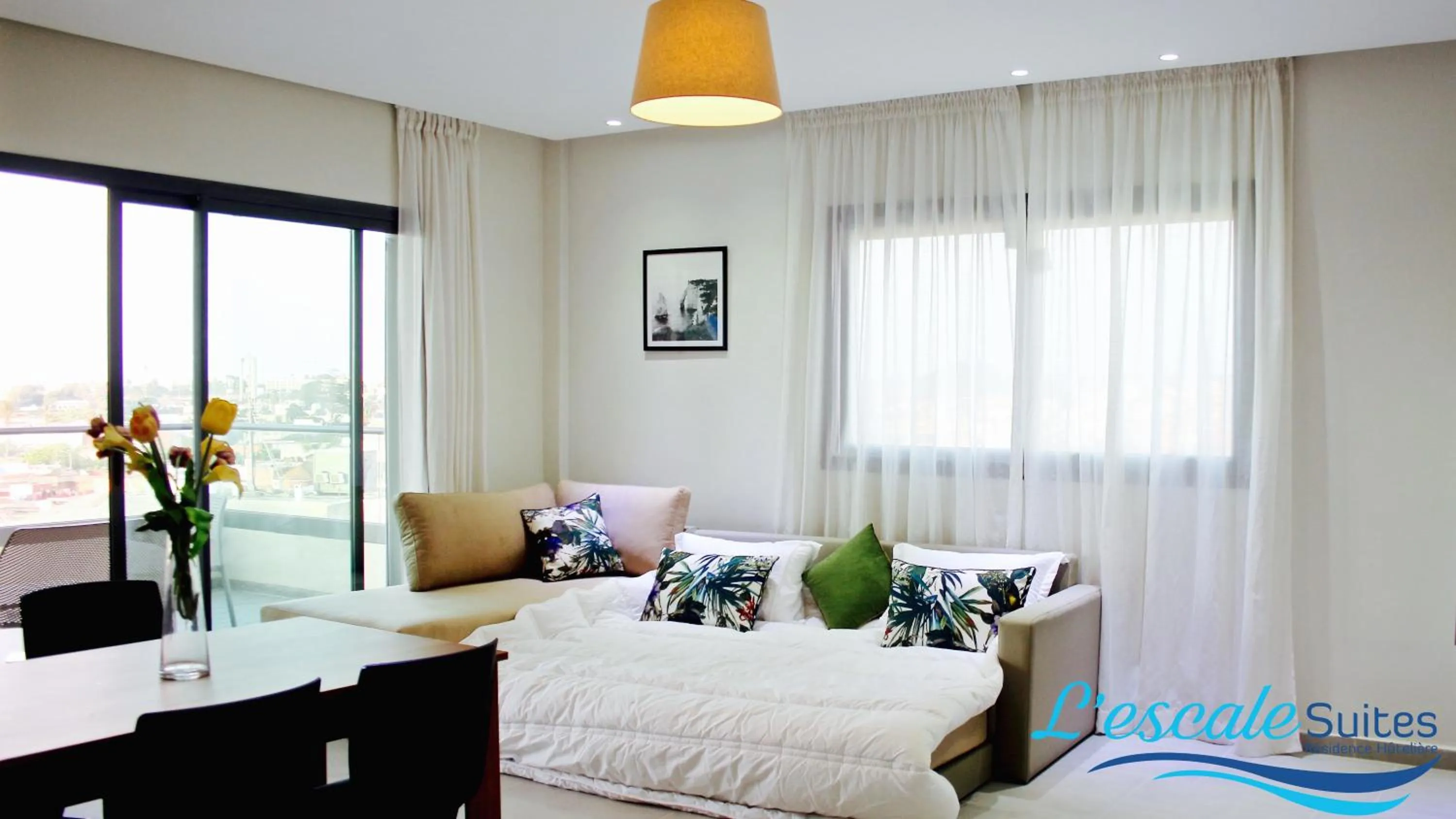 Bed in L'escale Suites Résidence Hôtelière By 7AV HOTELS