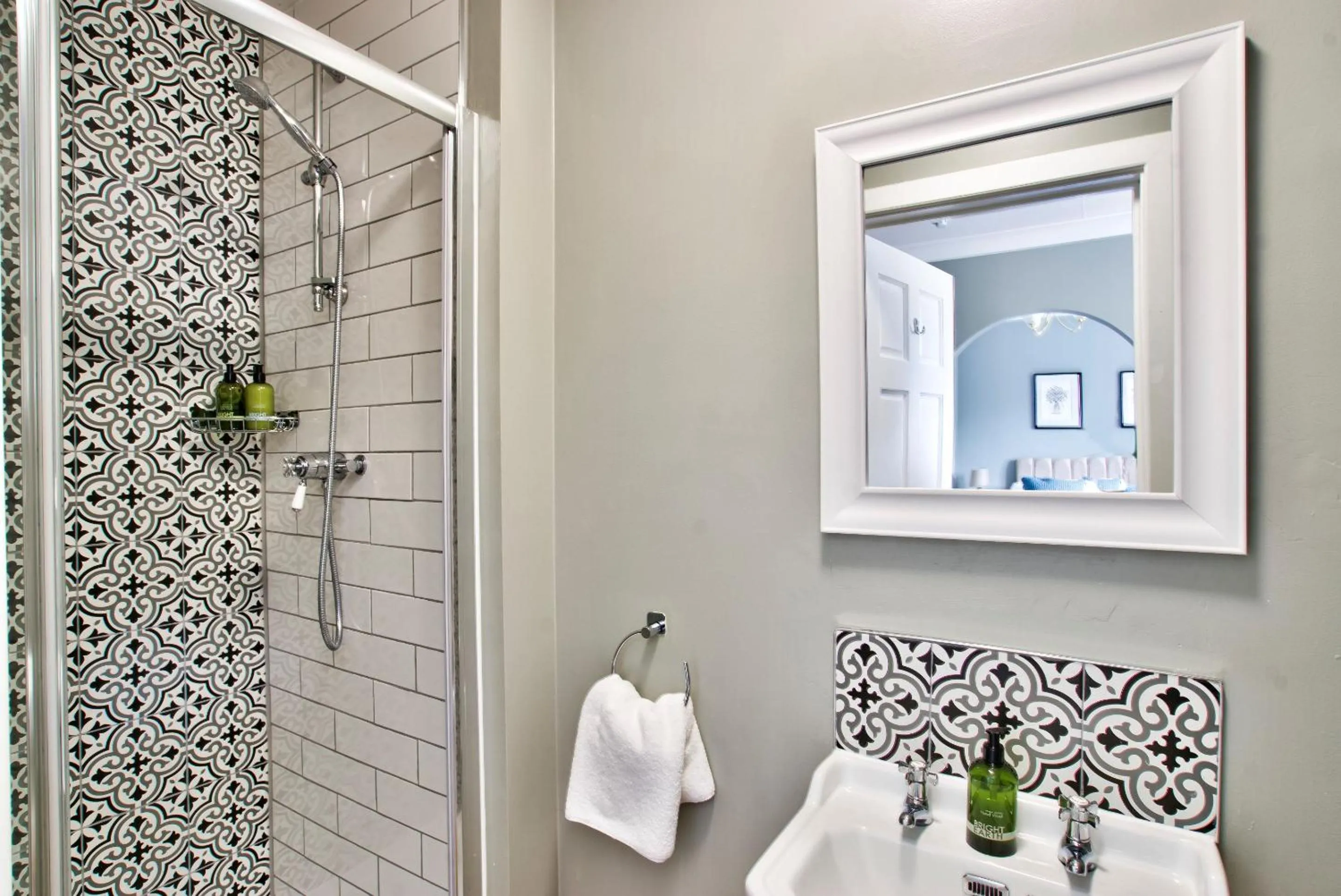 Shower in The Vines Hotel