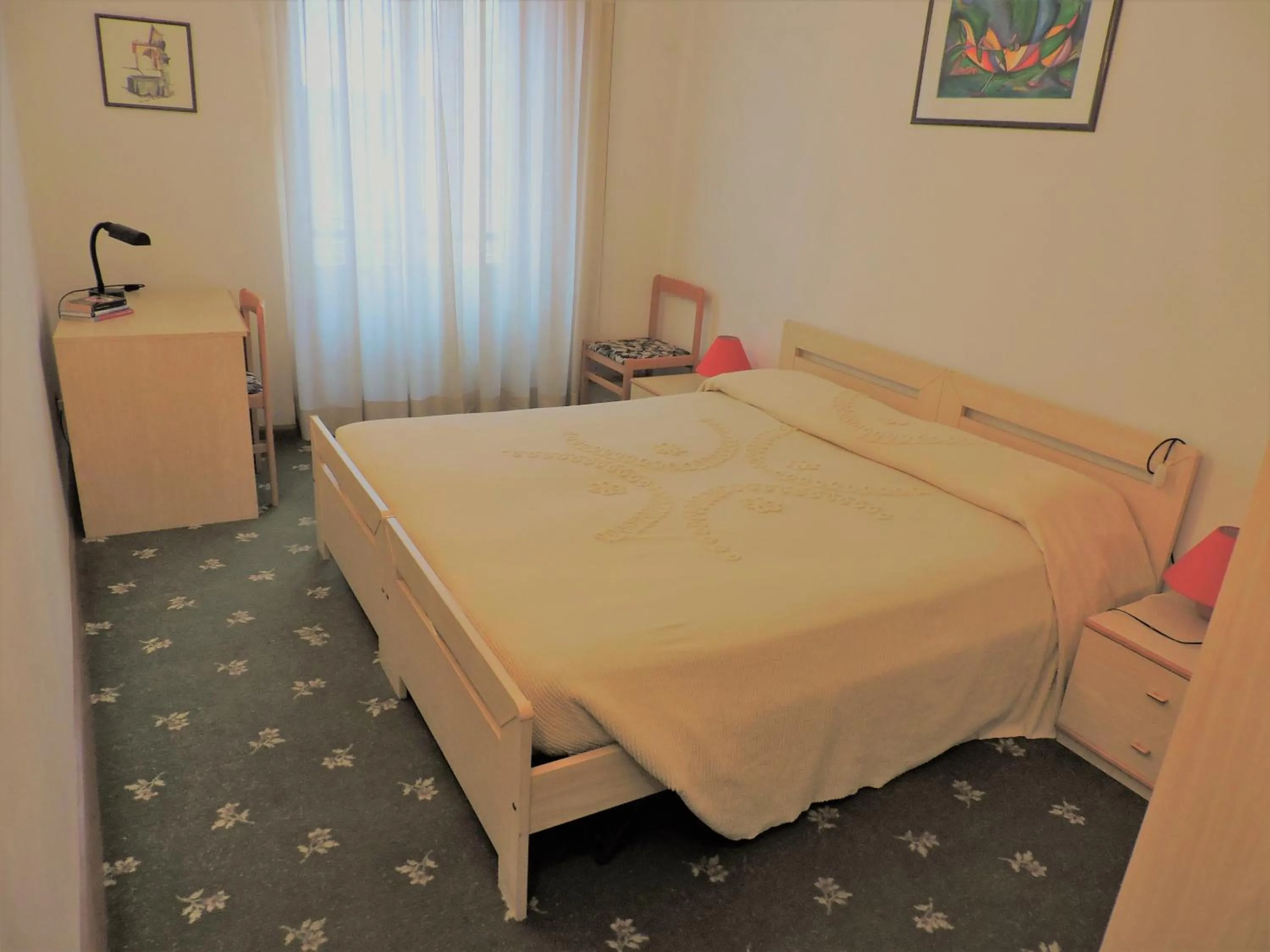 Bedroom, Bed in Hotel Zeni