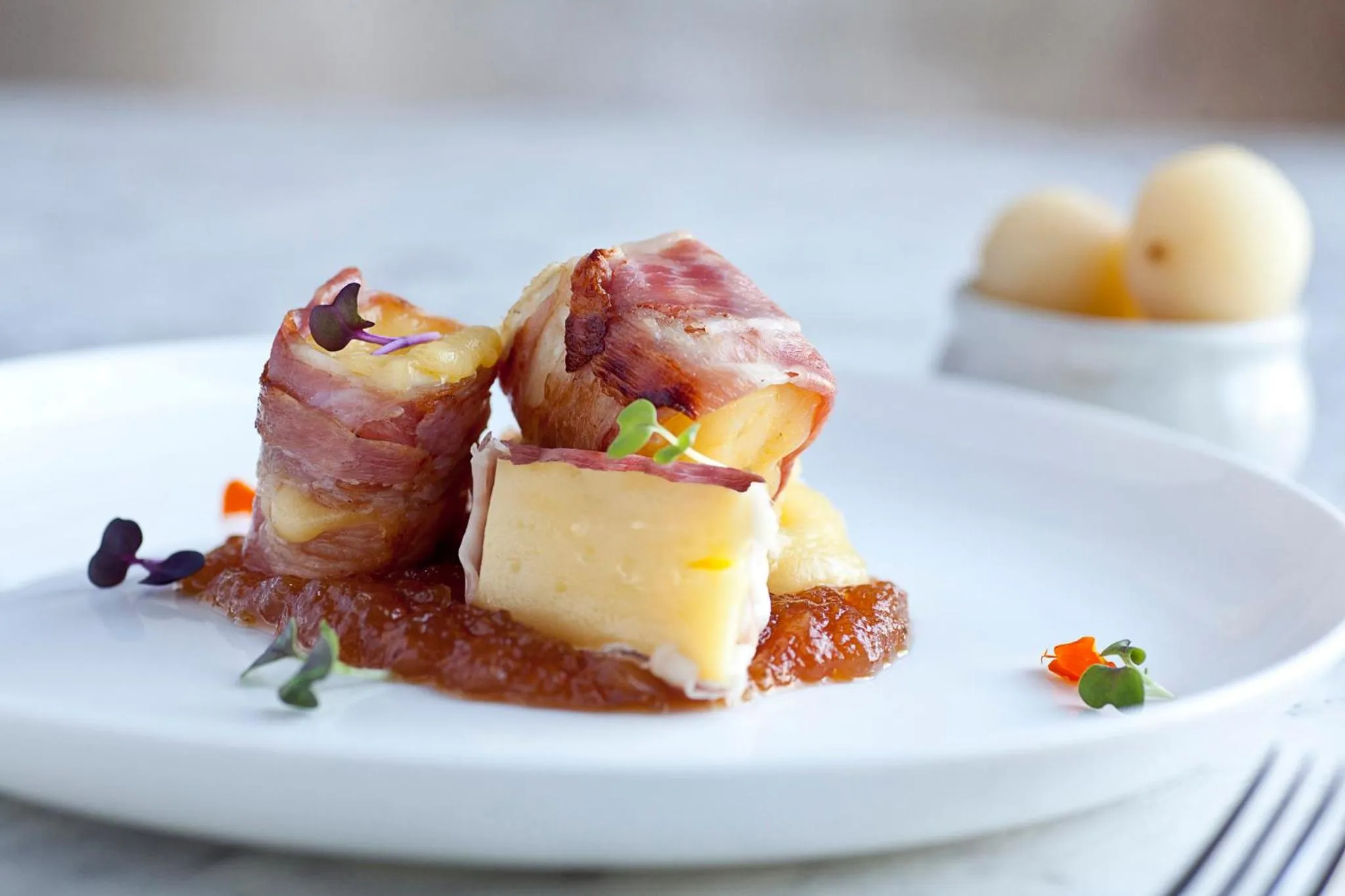 Restaurant/places to eat in Crowne Plaza Surfers Paradise by IHG