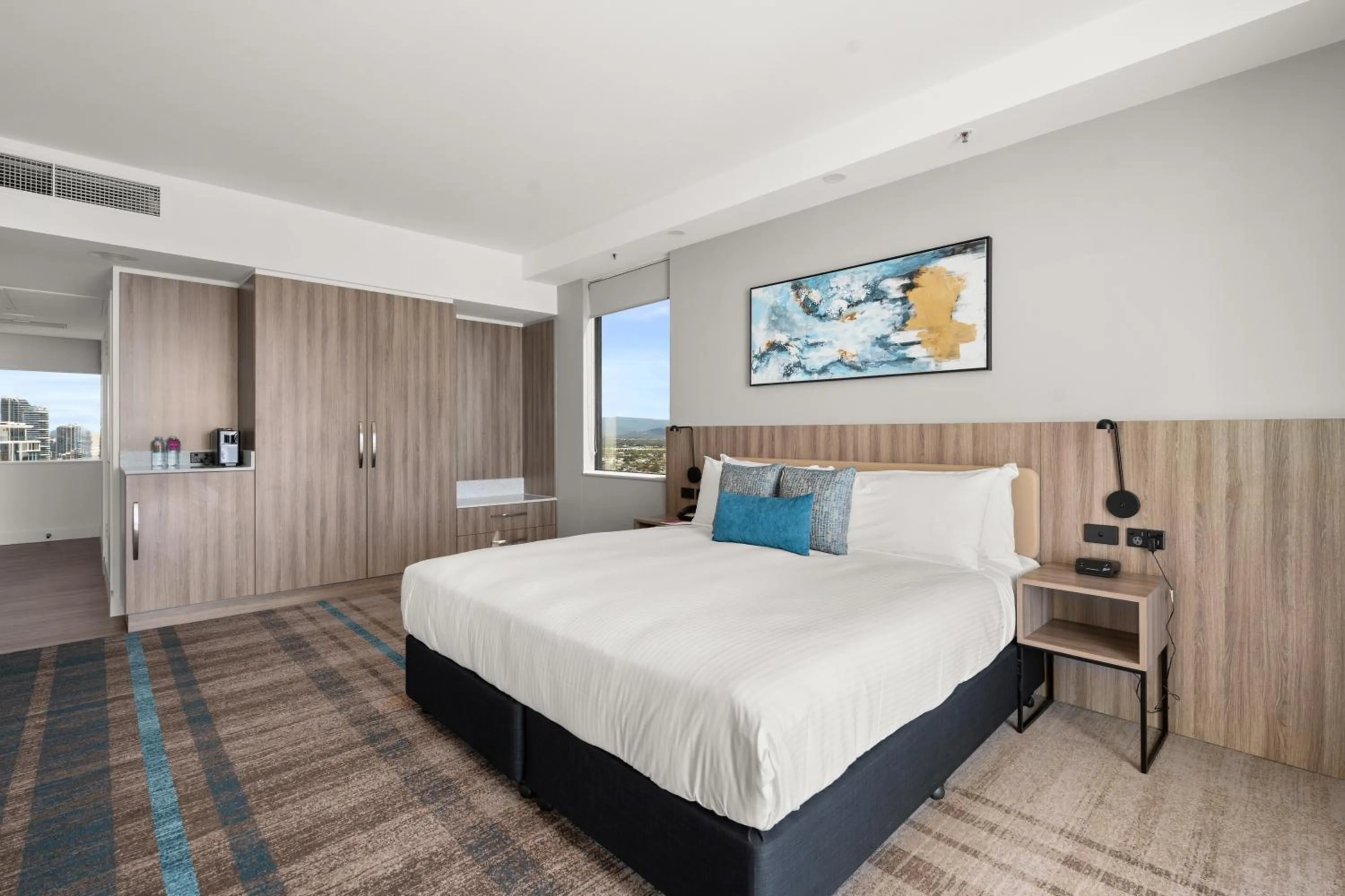 Bed in Crowne Plaza Surfers Paradise by IHG