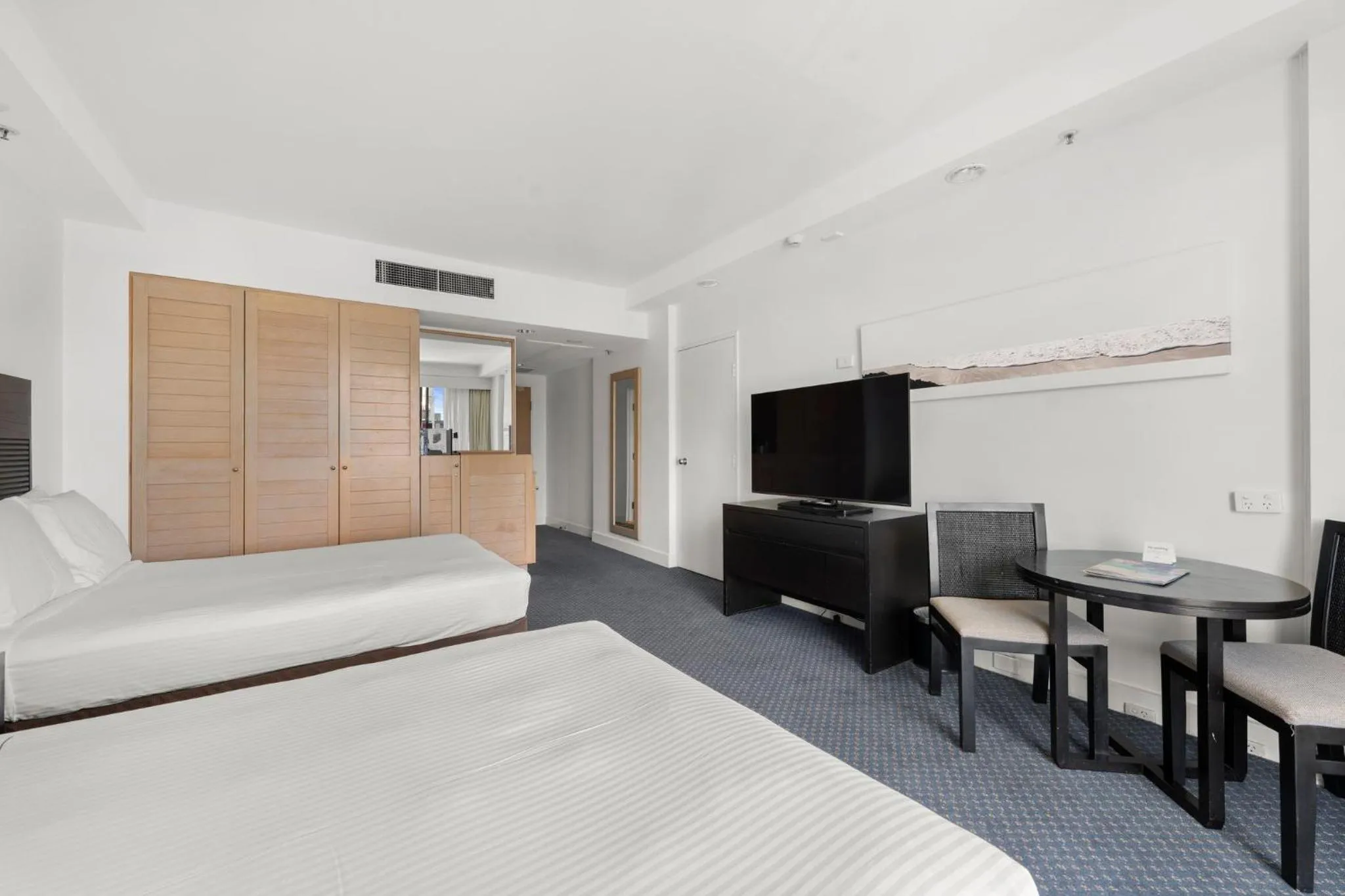 Photo of the whole room, Bed in Crowne Plaza Surfers Paradise by IHG