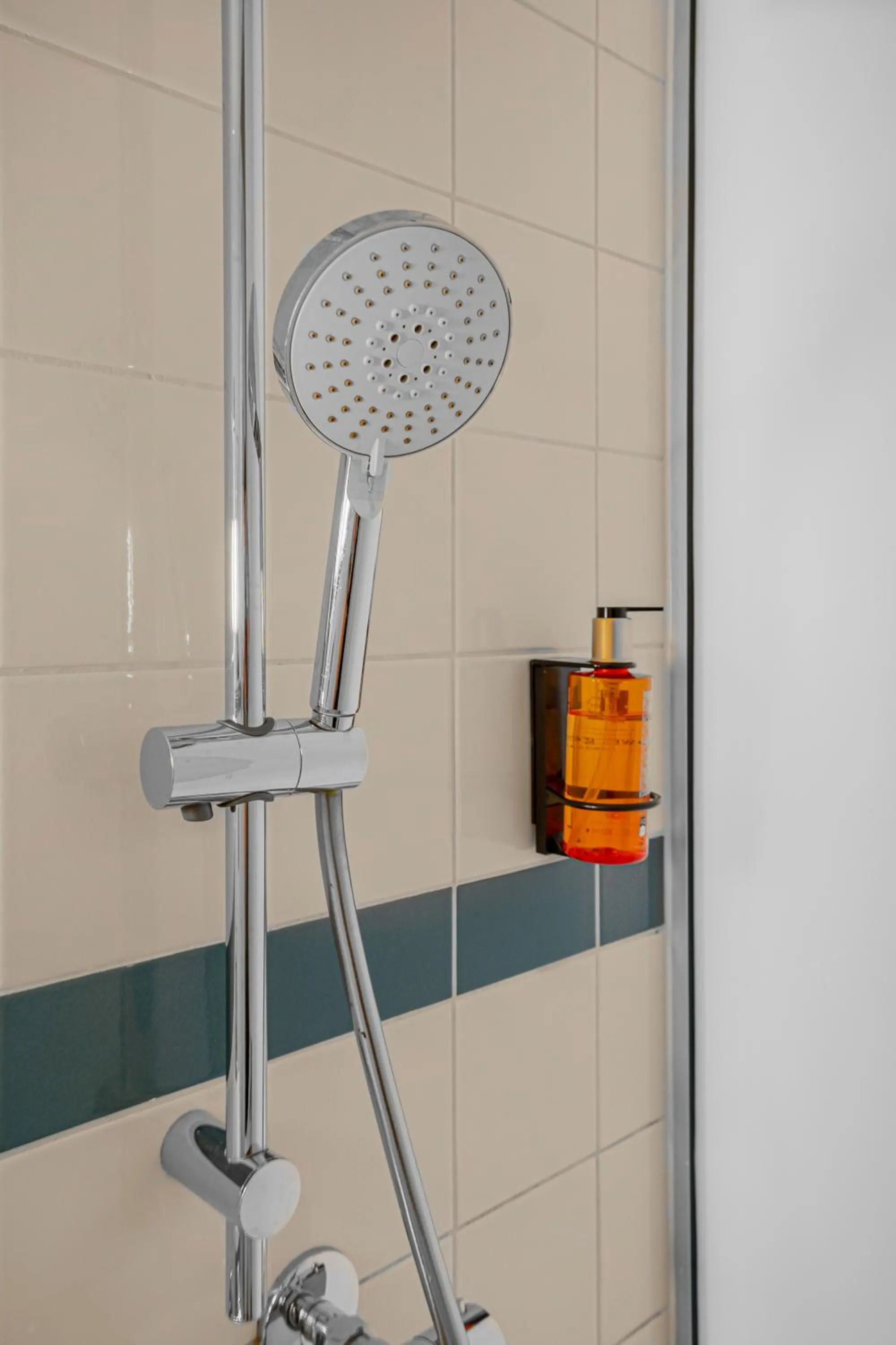 Shower in The Apartments Company - The Sweet