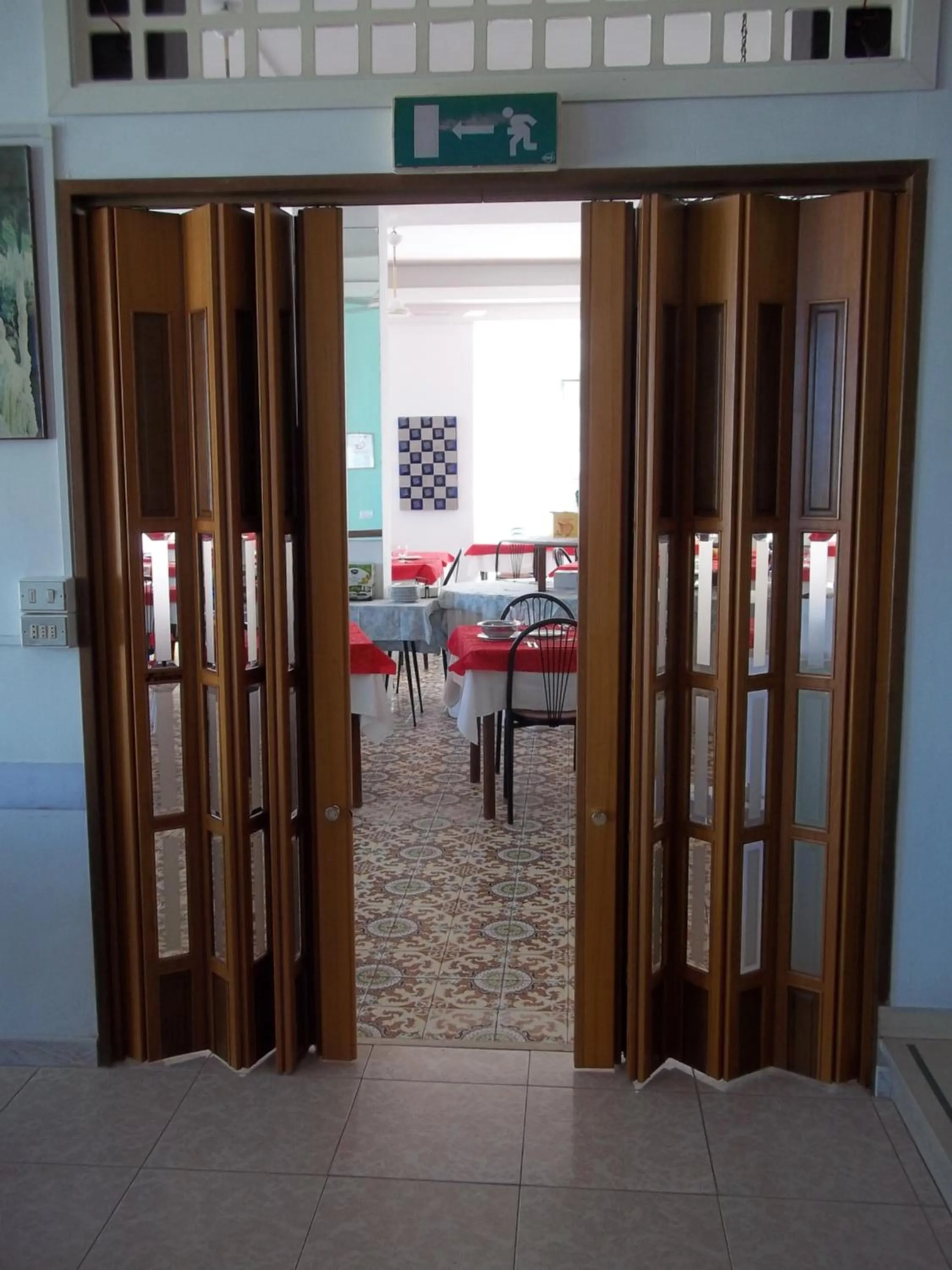 Restaurant/places to eat in Hotel Italia