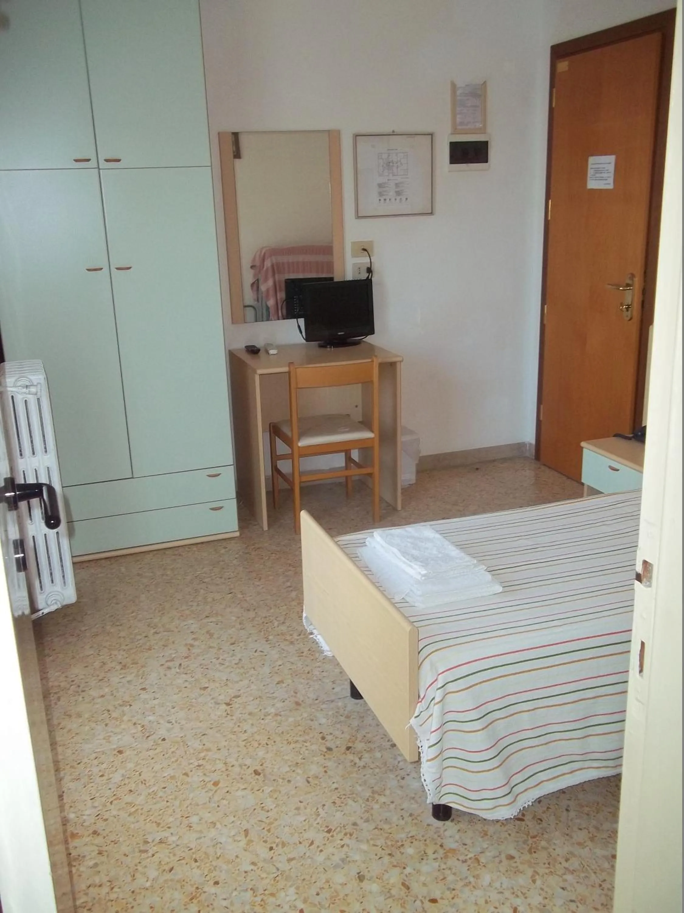 Bedroom in Hotel Italia