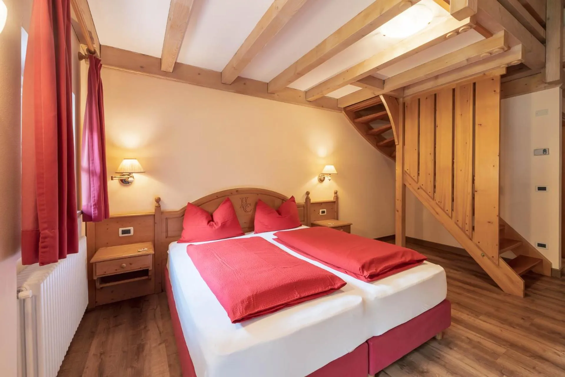 Photo of the whole room, Bed in Albergo Conturina