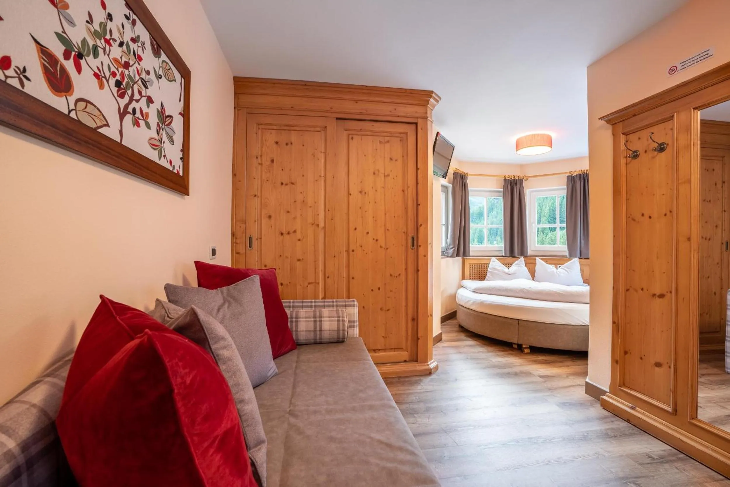 Bed in Albergo Conturina