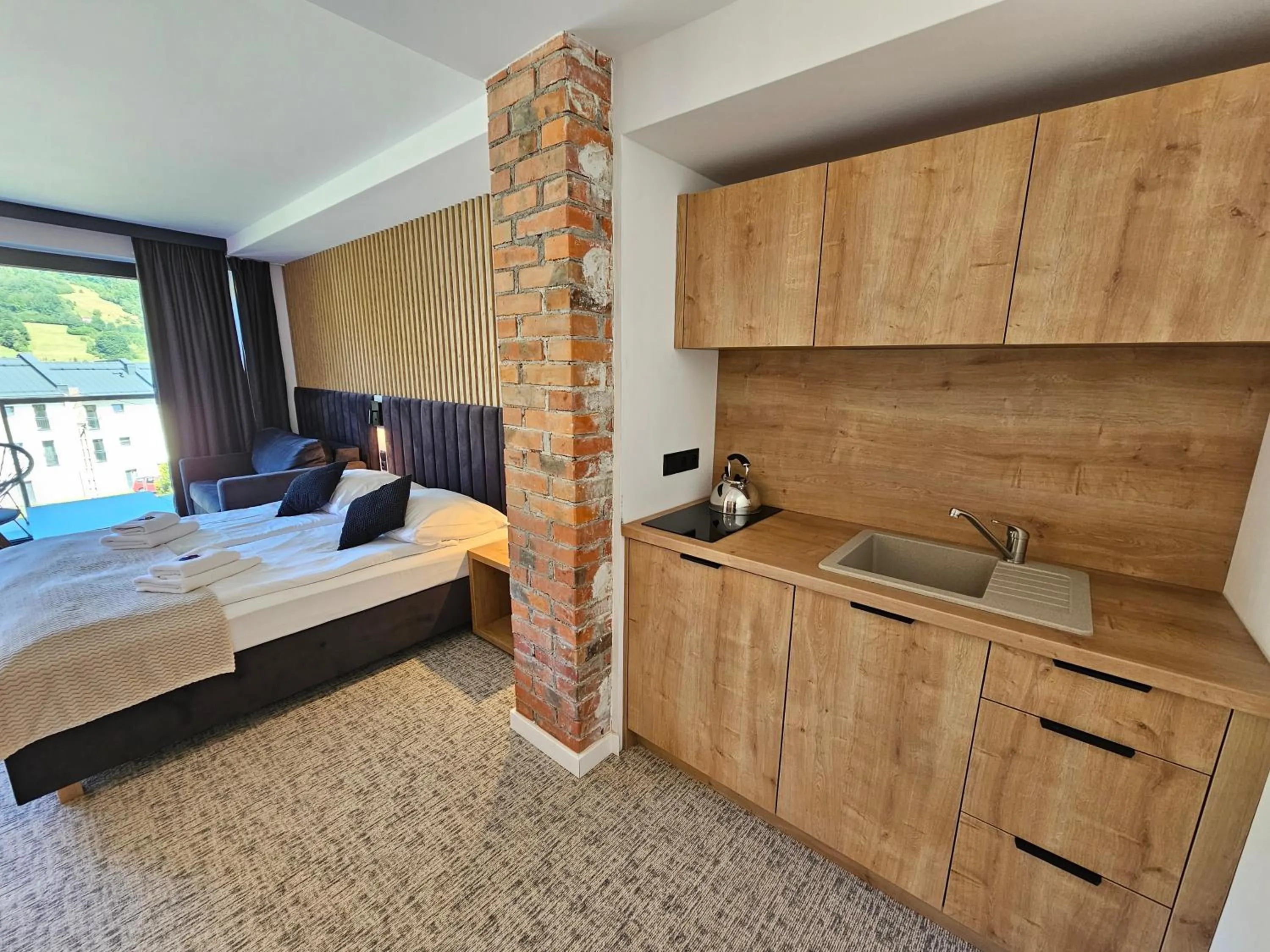 Kitchen or kitchenette, Bed in Śnieżynka