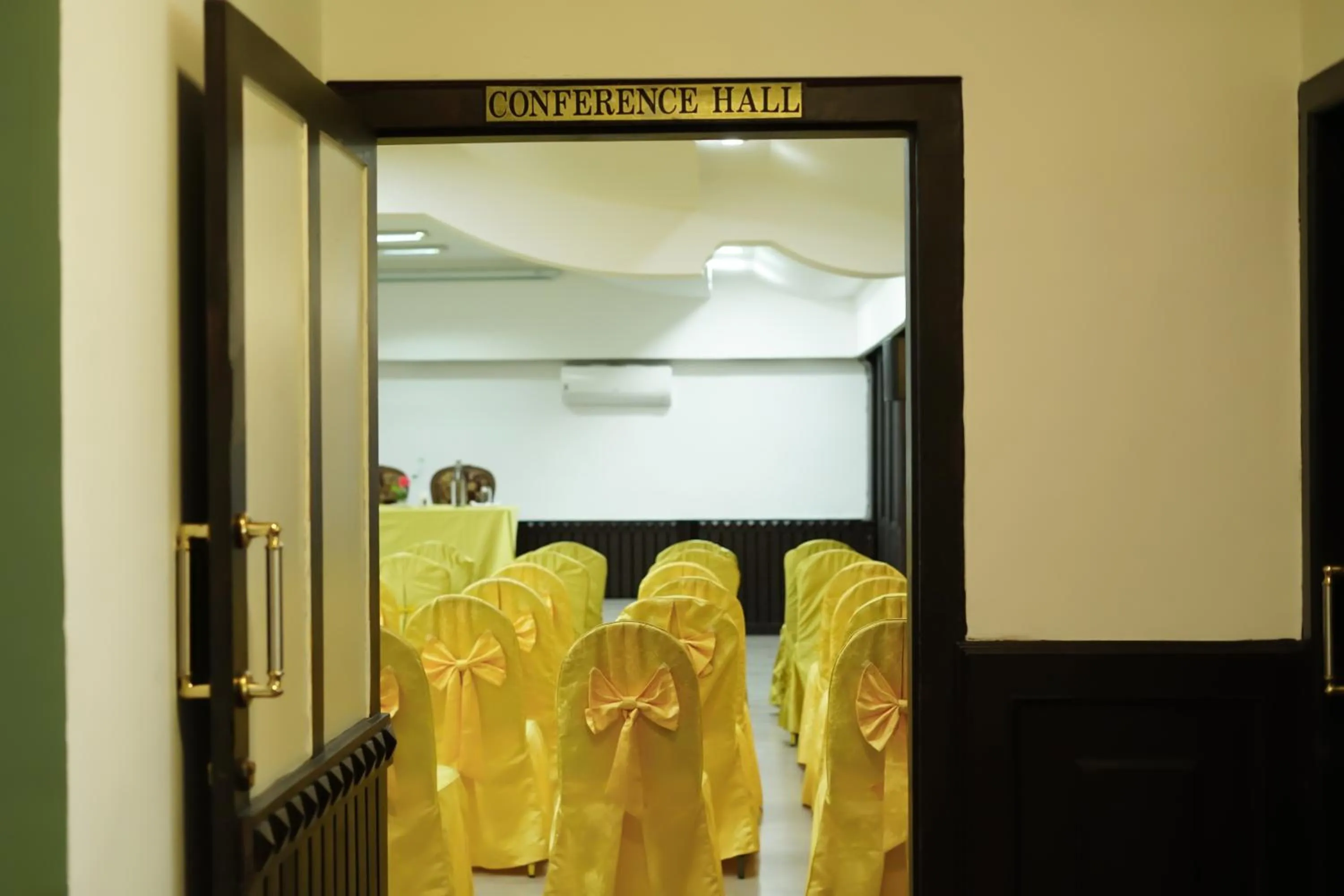 Meeting/conference room in JC Residency