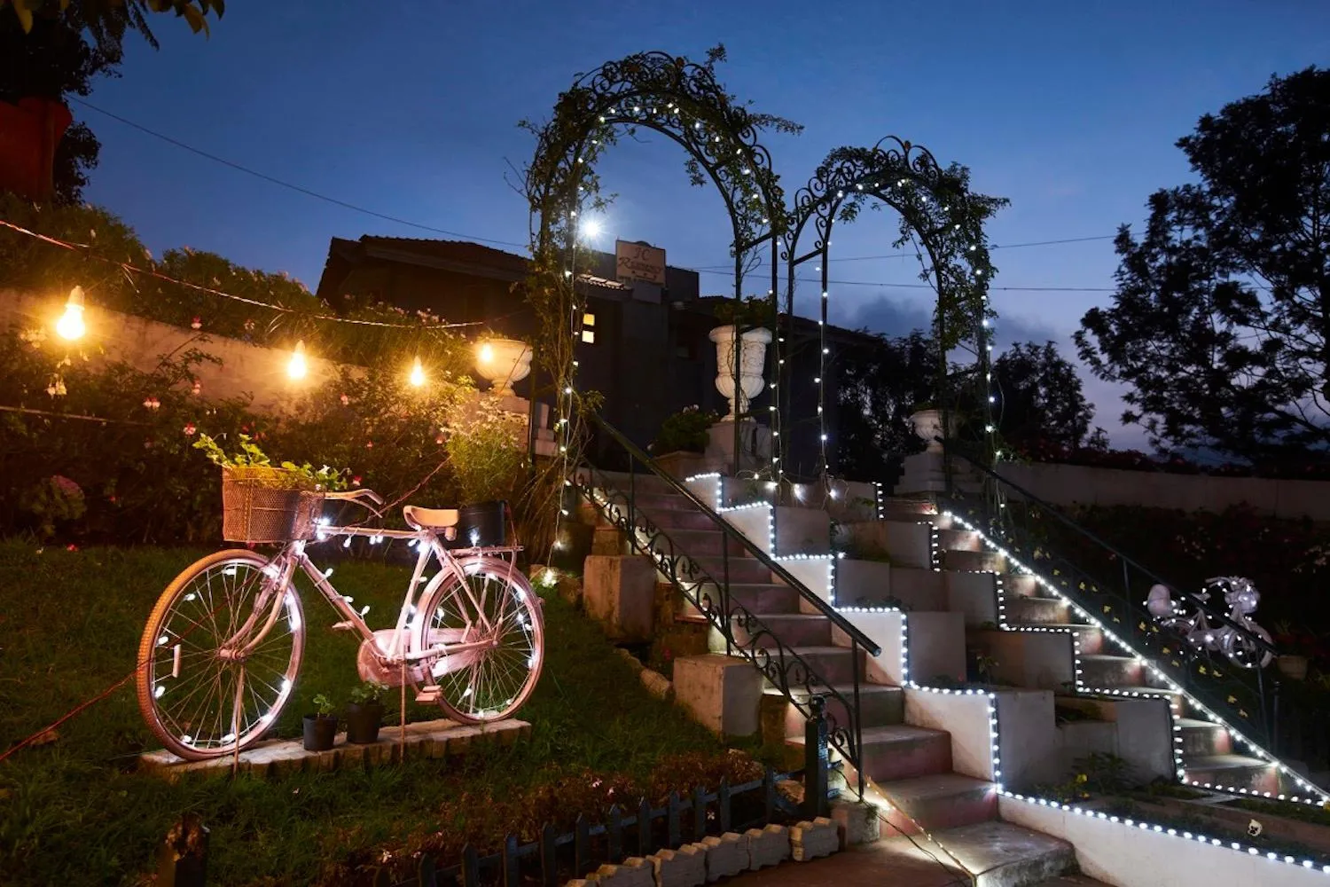 Balcony/Terrace in JC Residency