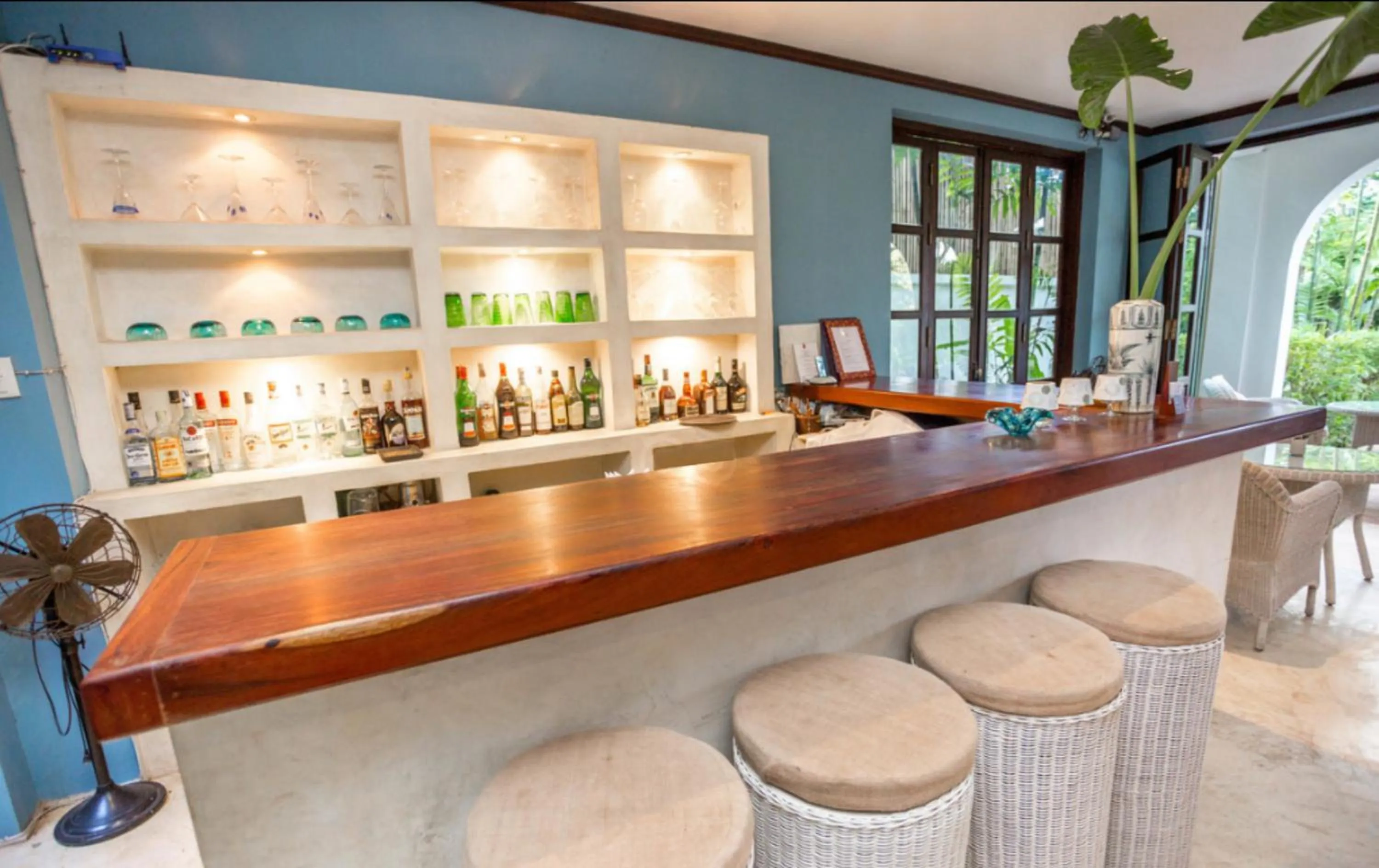 Restaurant/places to eat in The Apsara Rive Droite