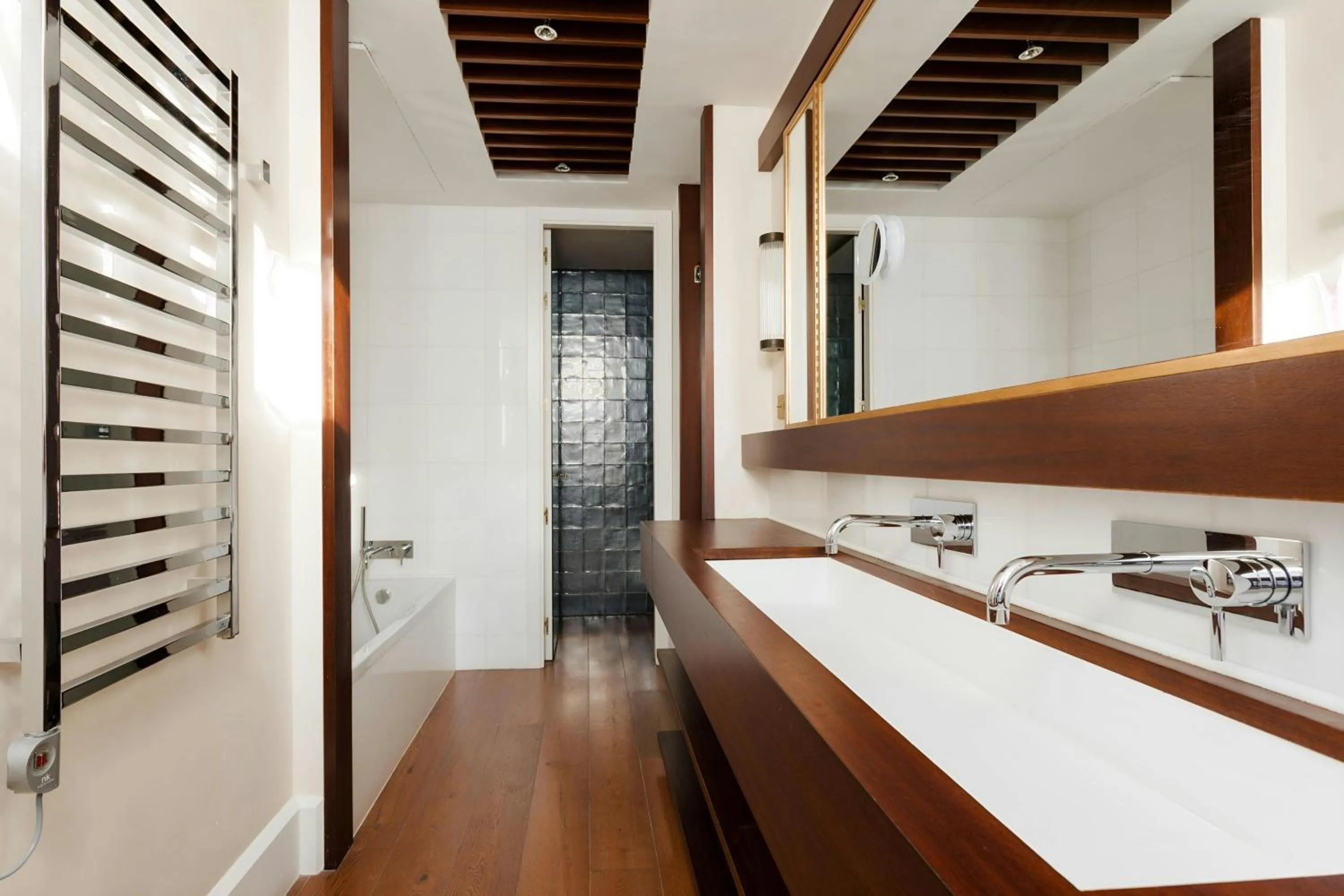 Bathroom in DO Plaça Reial Hotel Gothic Quarter, Sonder by Marriott Bonvoy