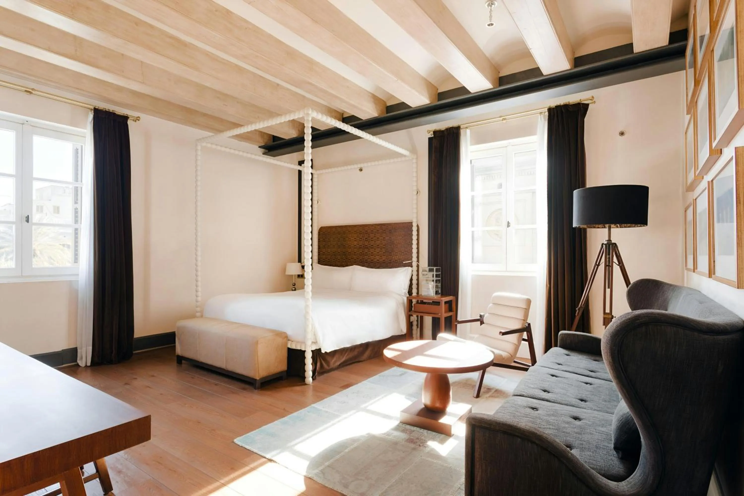 Bedroom, Bed in DO Plaça Reial Hotel Gothic Quarter, Sonder by Marriott Bonvoy