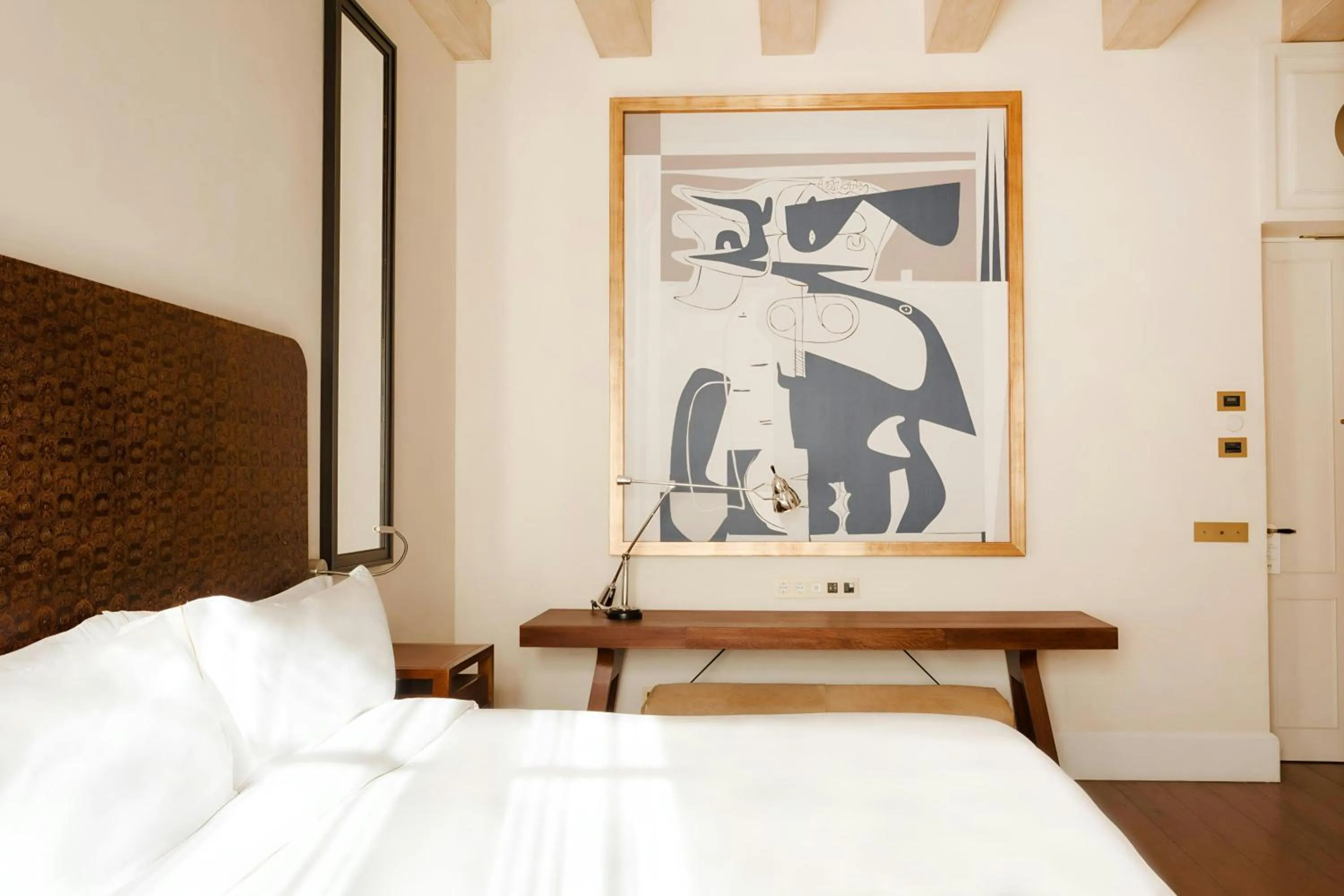 Bedroom, Bed in DO Plaça Reial Hotel Gothic Quarter, Sonder by Marriott Bonvoy