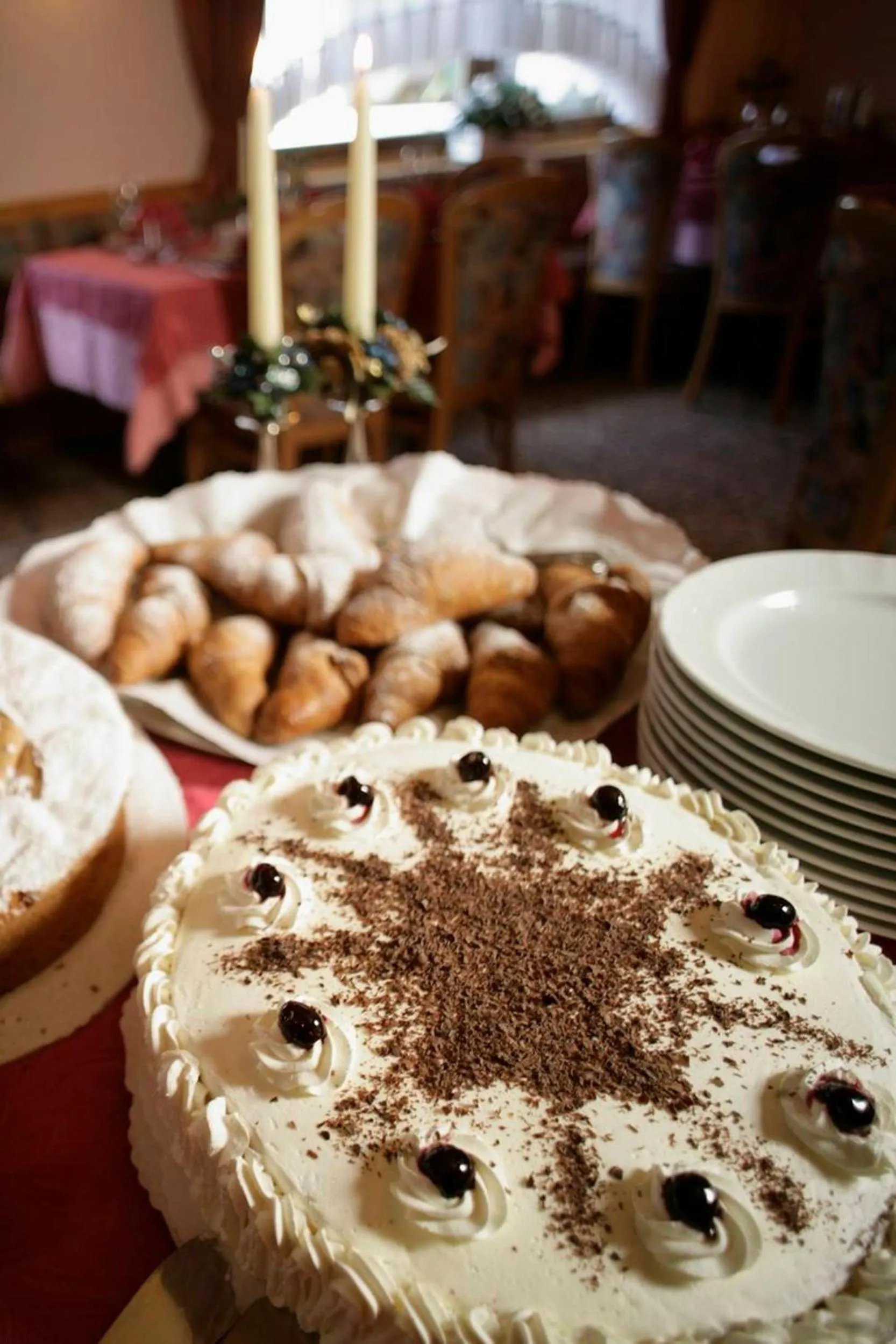 Buffet breakfast in Hotel Al Polo