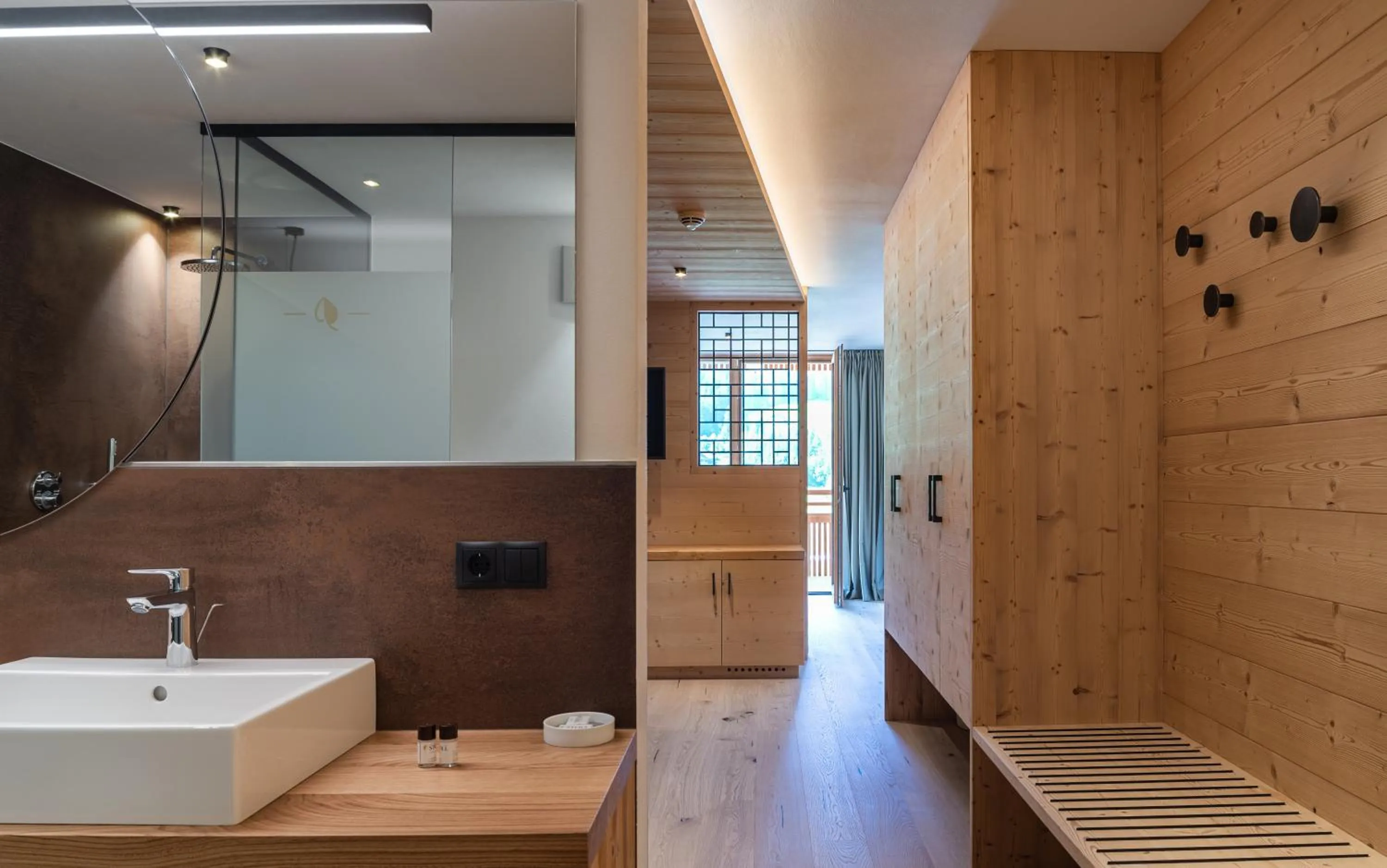Bathroom in Alpine Nature Hotel Stoll
