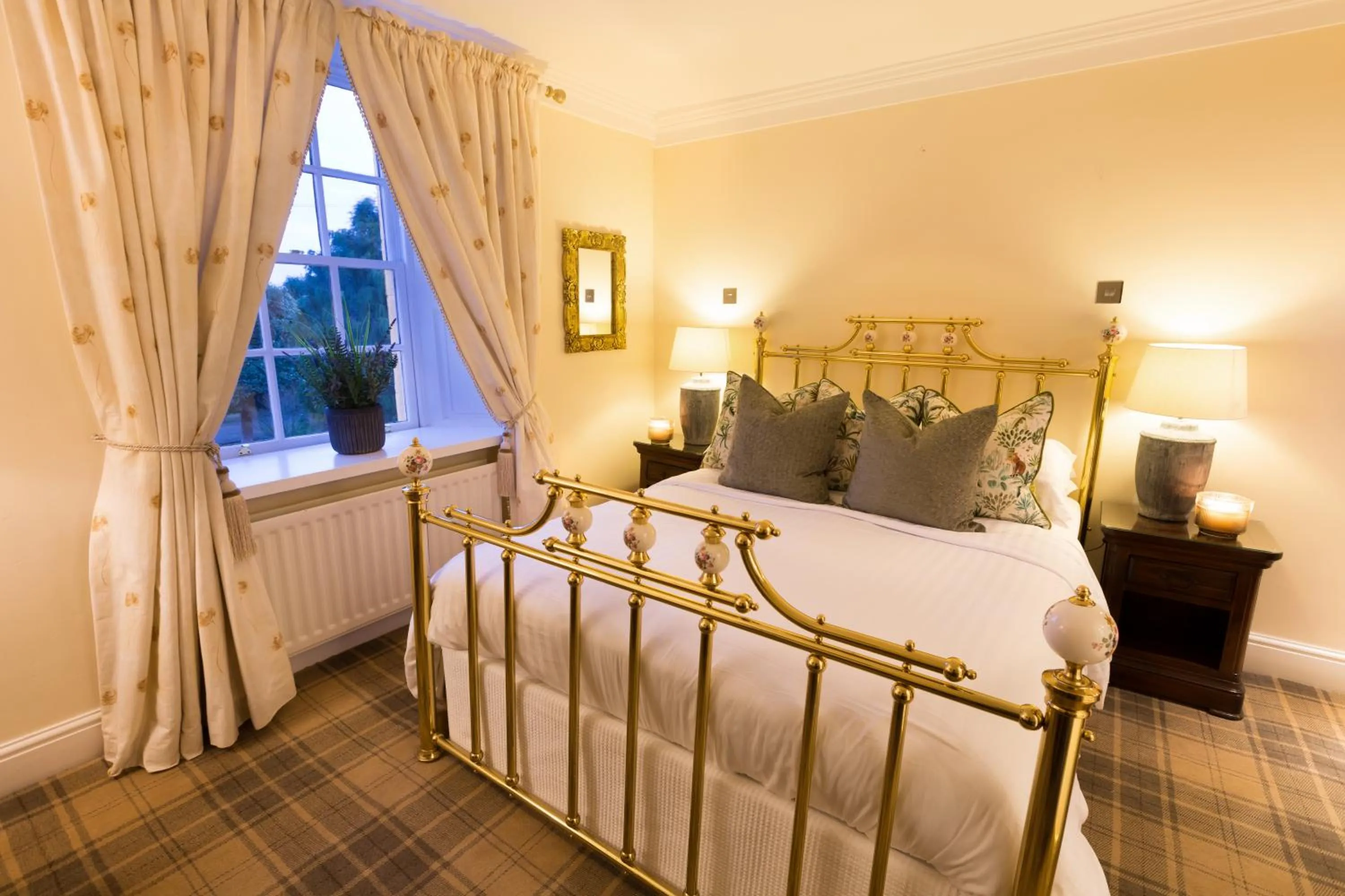 Bed in Warkworth House Hotel