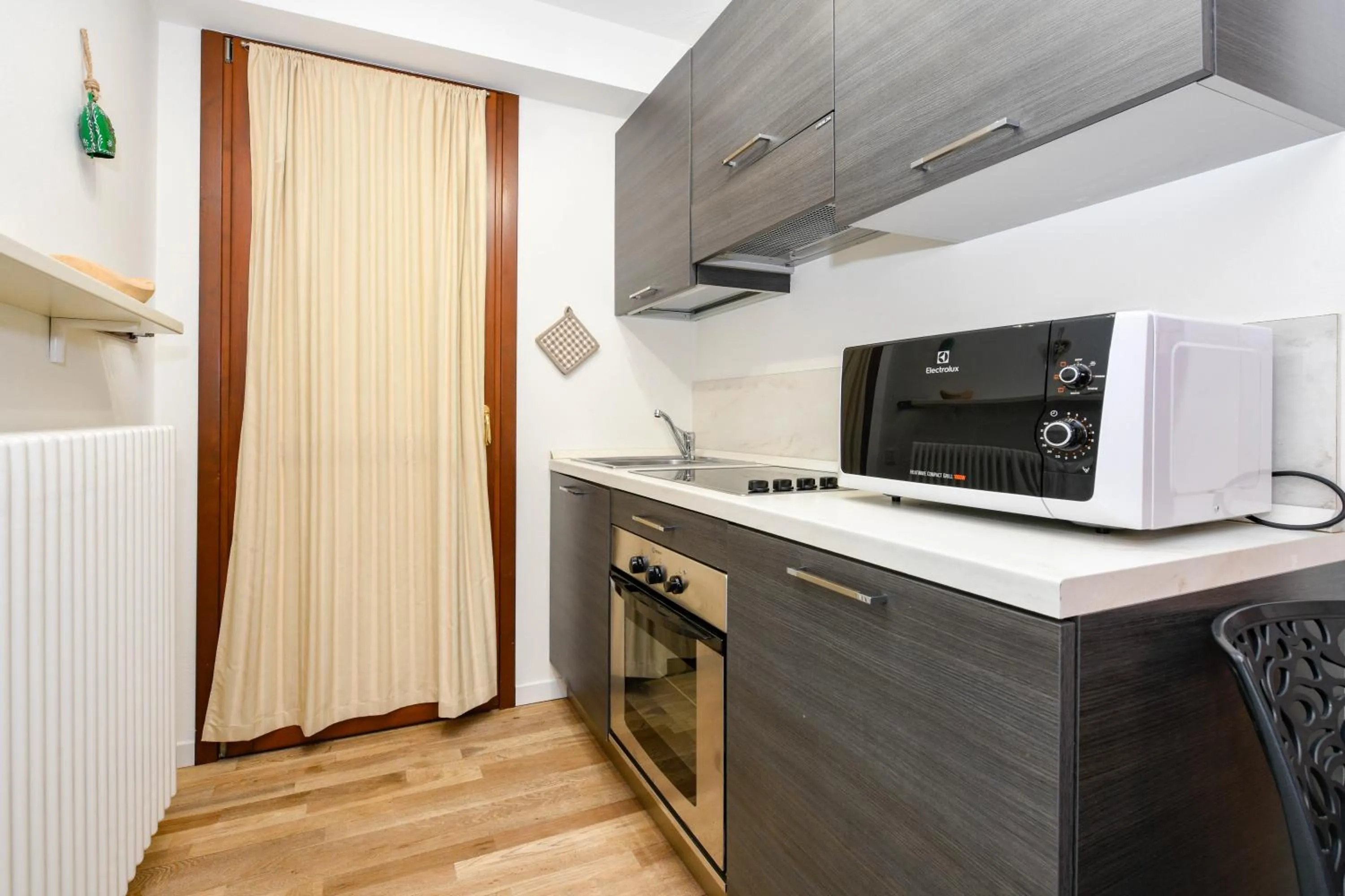 Kitchen or kitchenette in Residence Rta La Rosa delle Dolomiti