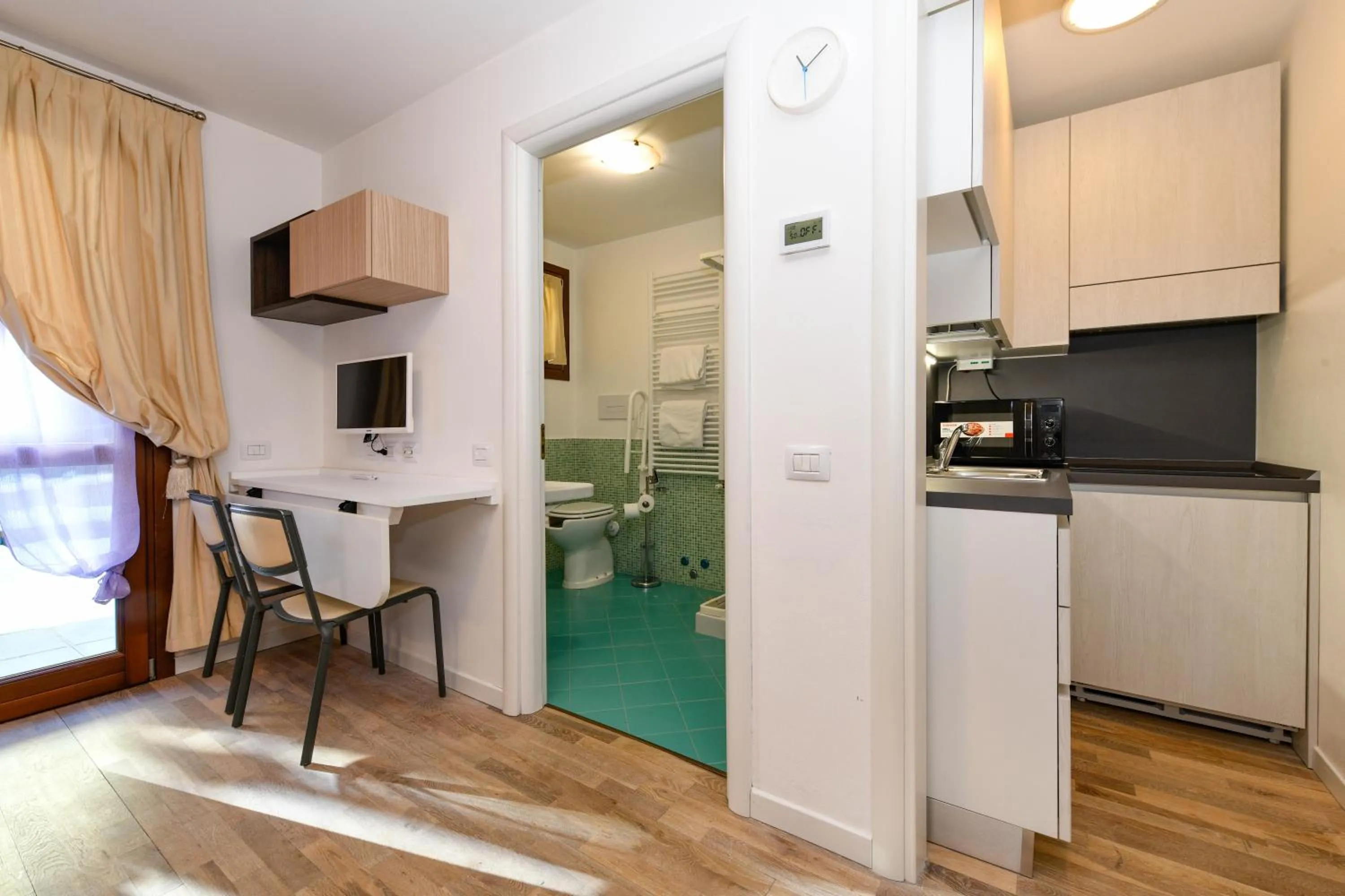 Photo of the whole room in Residence Rta La Rosa delle Dolomiti