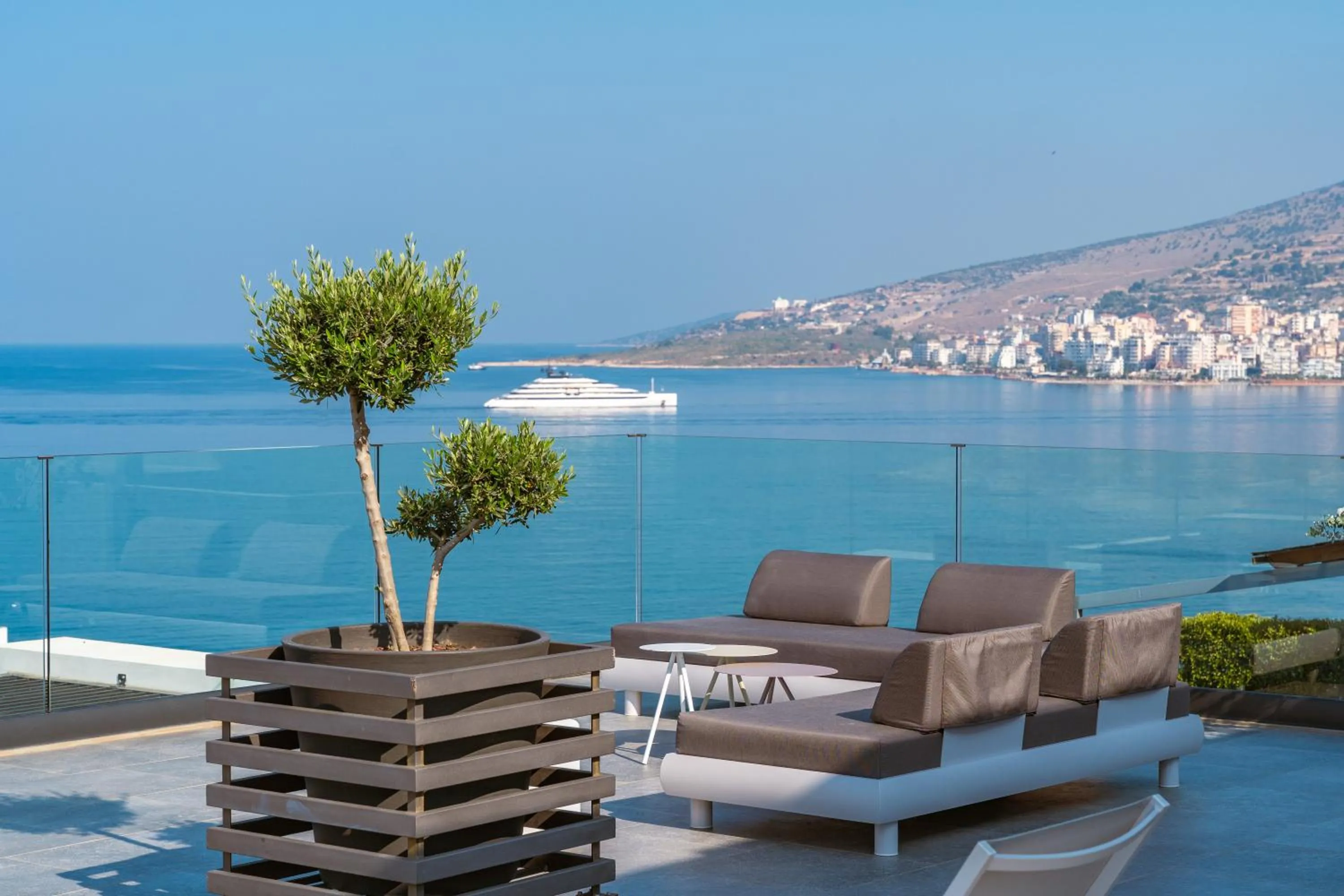 Balcony/Terrace in Glow Boutique Hotel & Suites