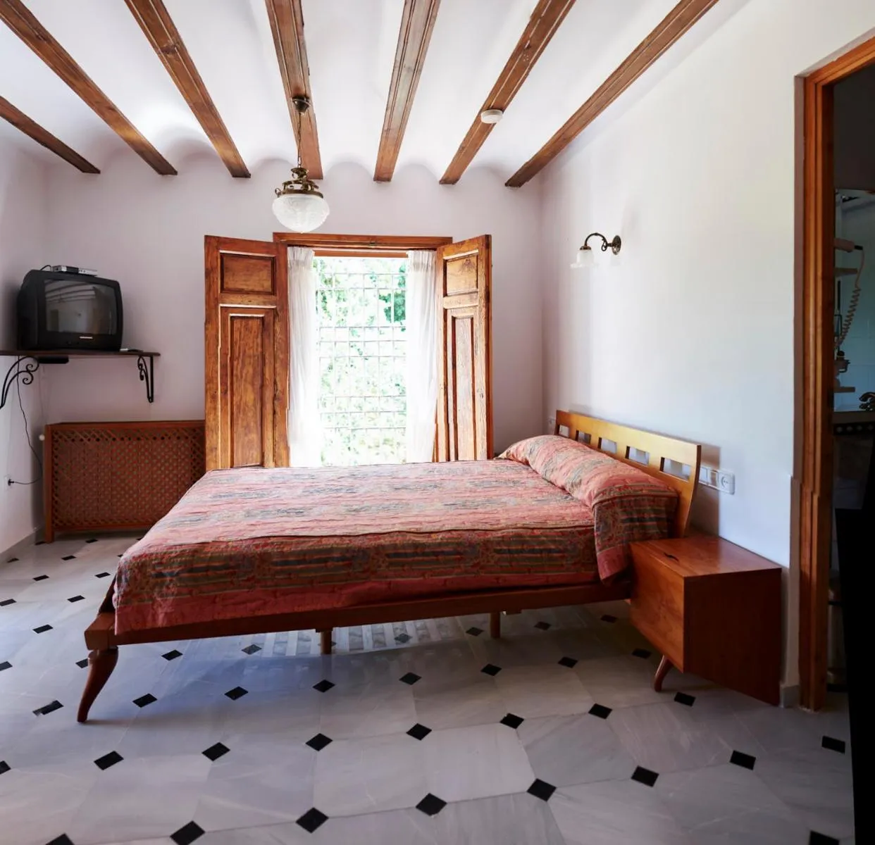Bed in Hotel Casa de los Arcos