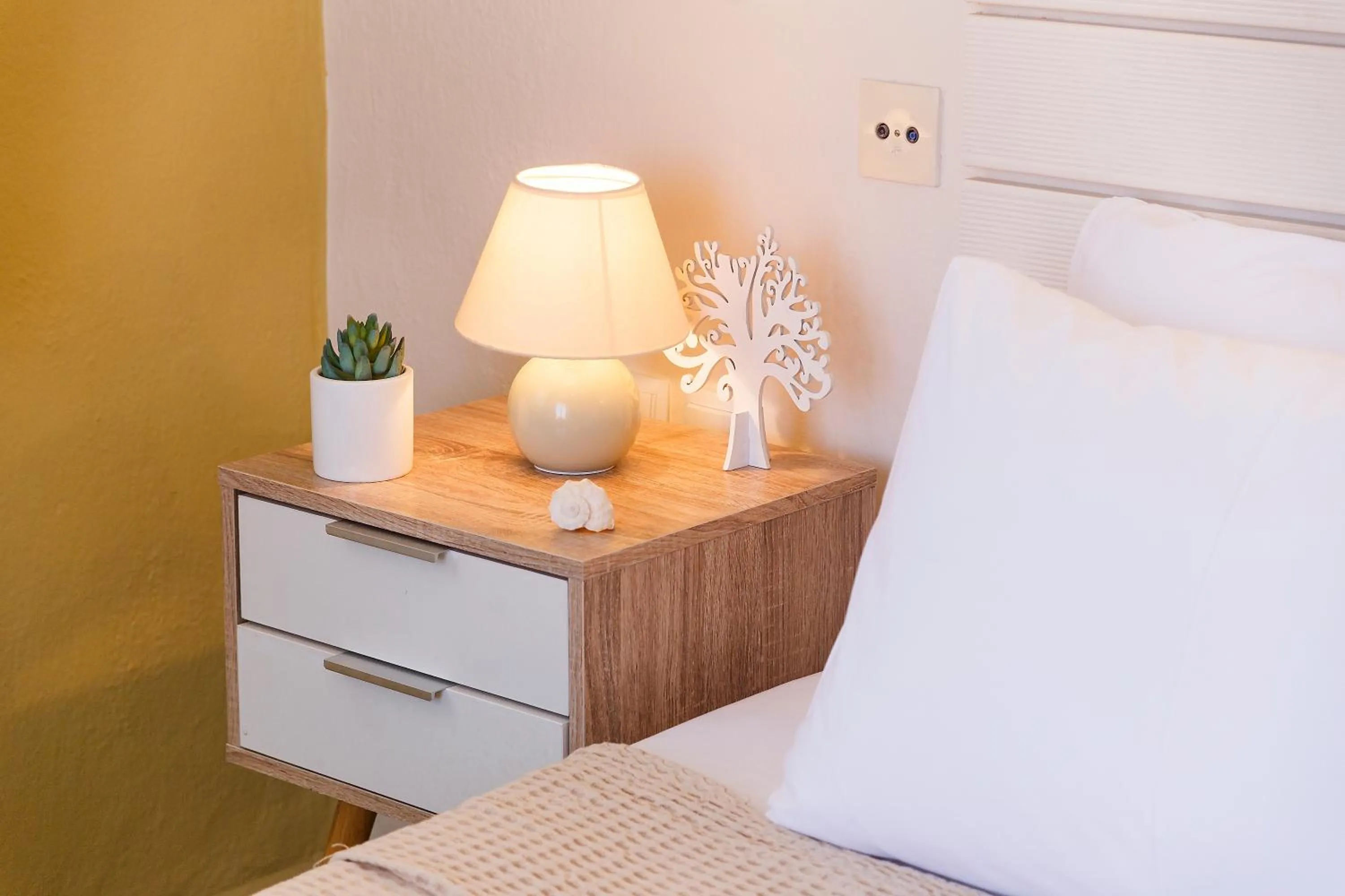 Bed in Anatoli Apartments Polichrono