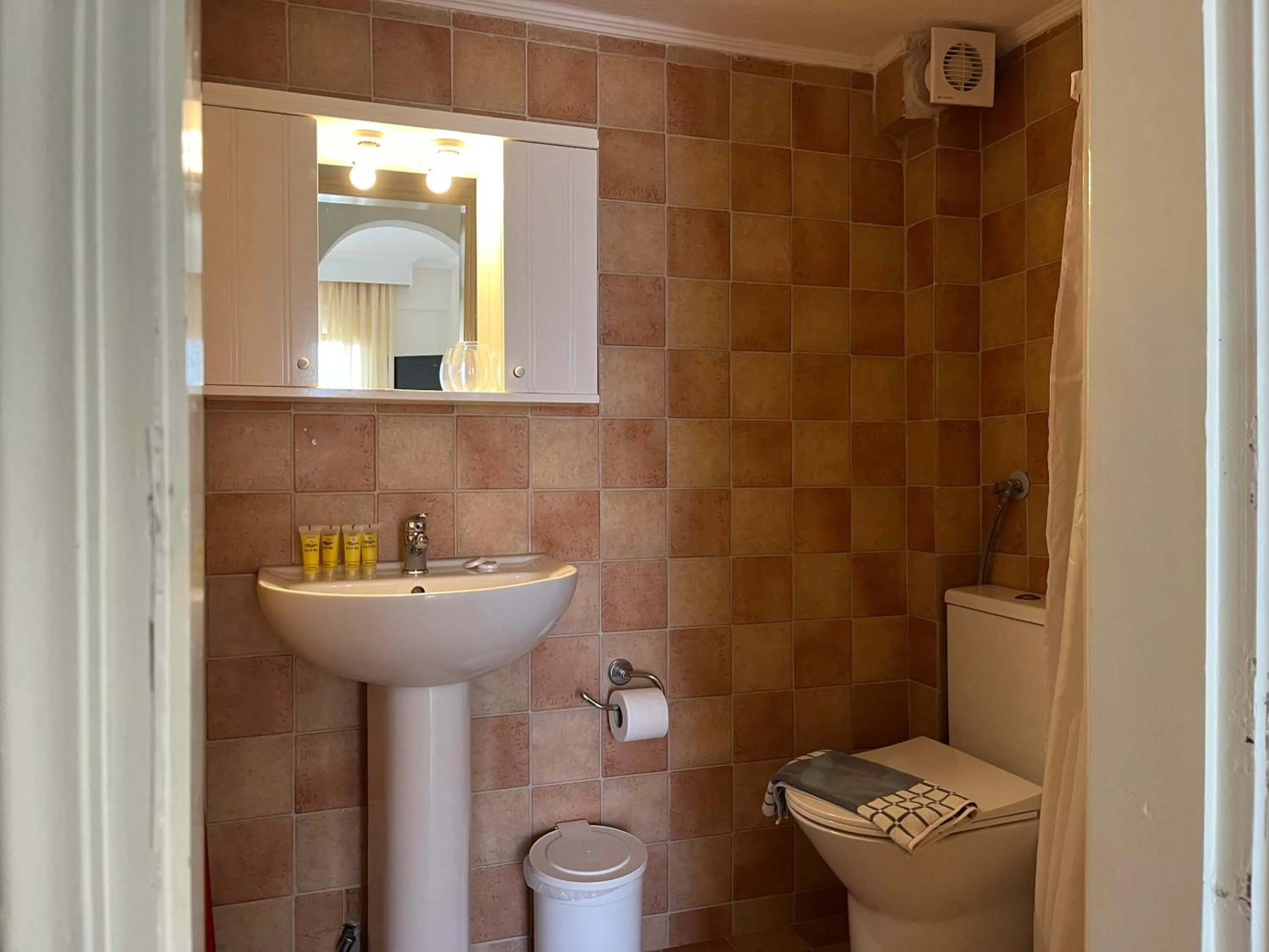 Anatoli Apartments Polichrono