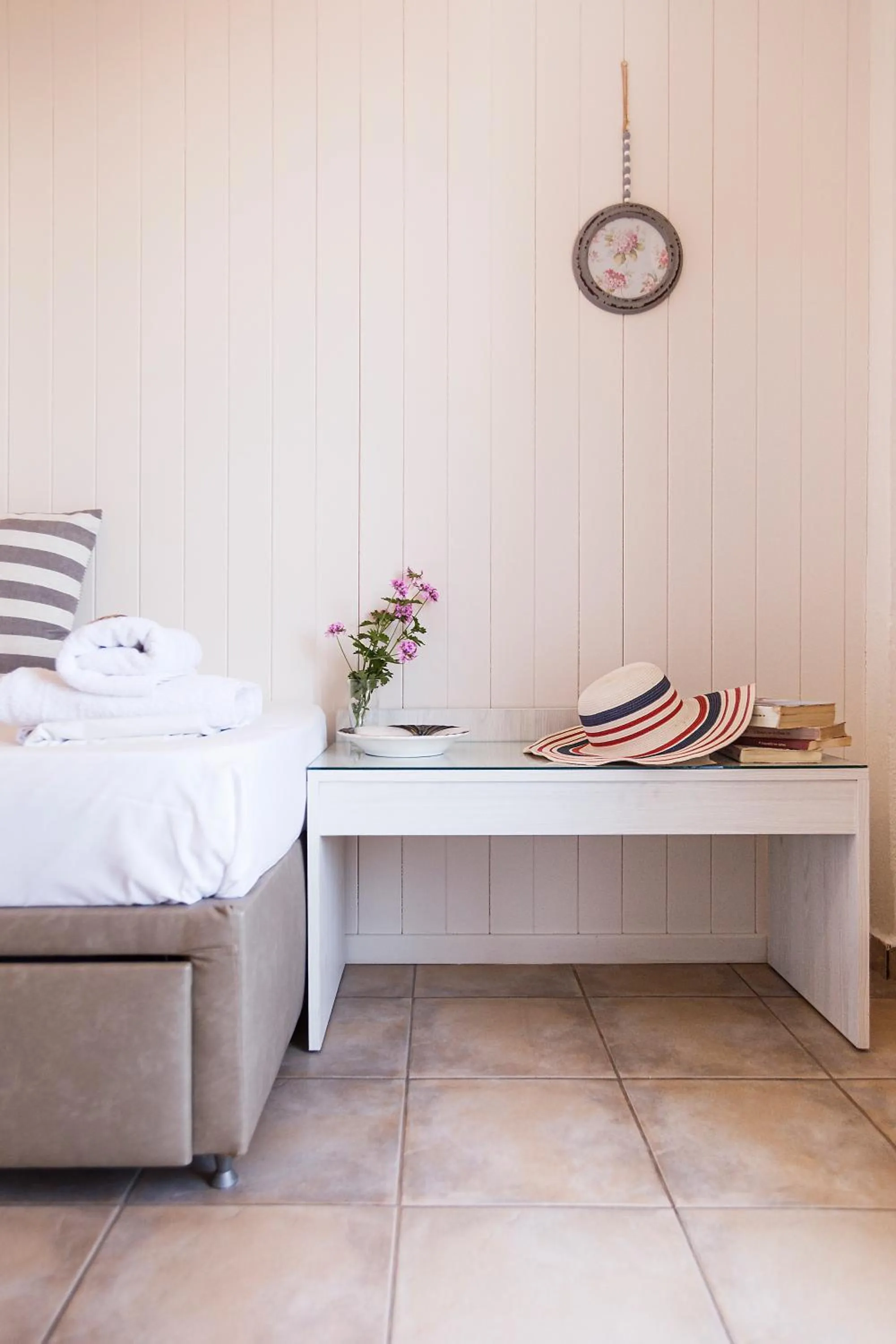 Bed in Anatoli Apartments Polichrono