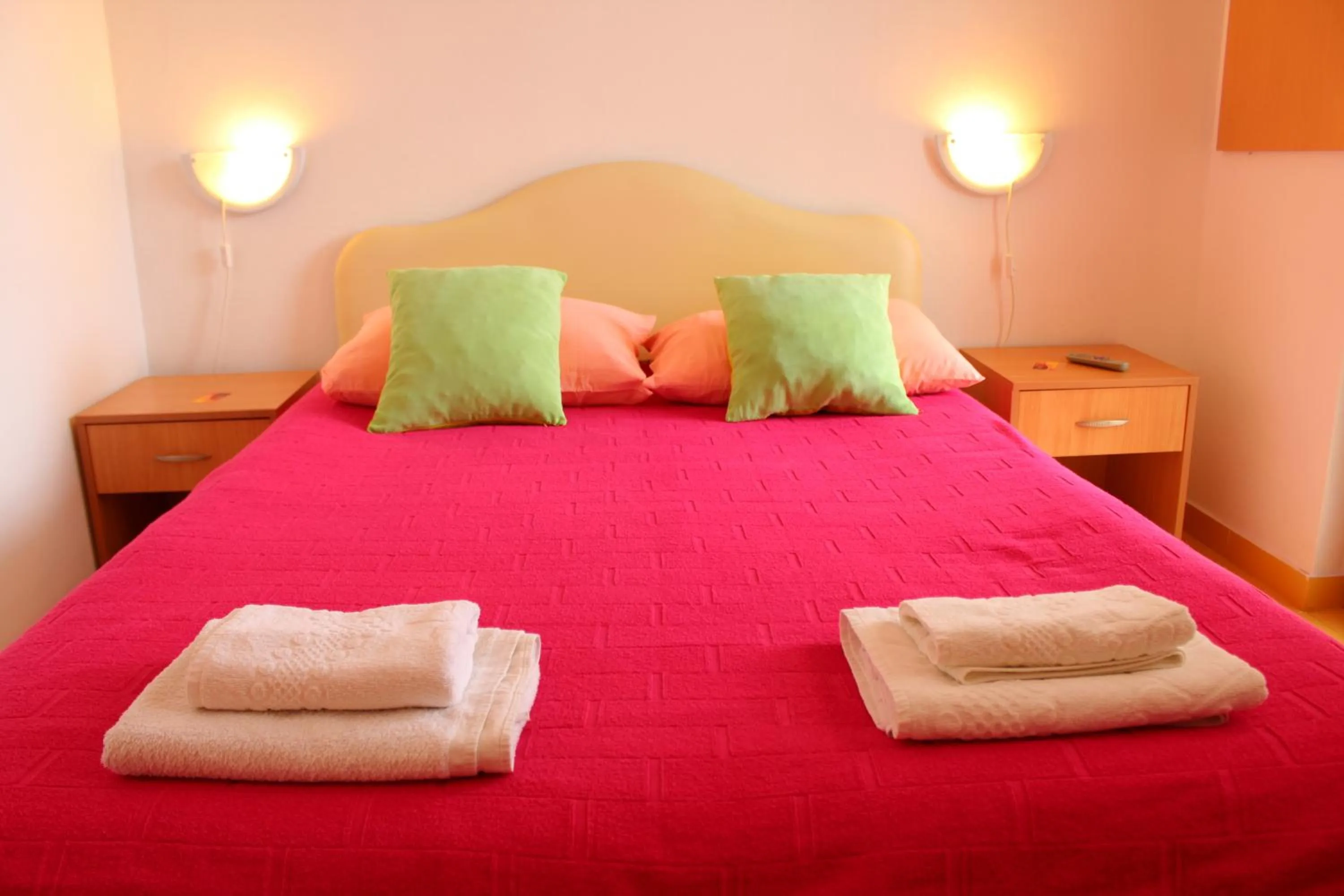 Spring, Bed in Guest House Tomanovic