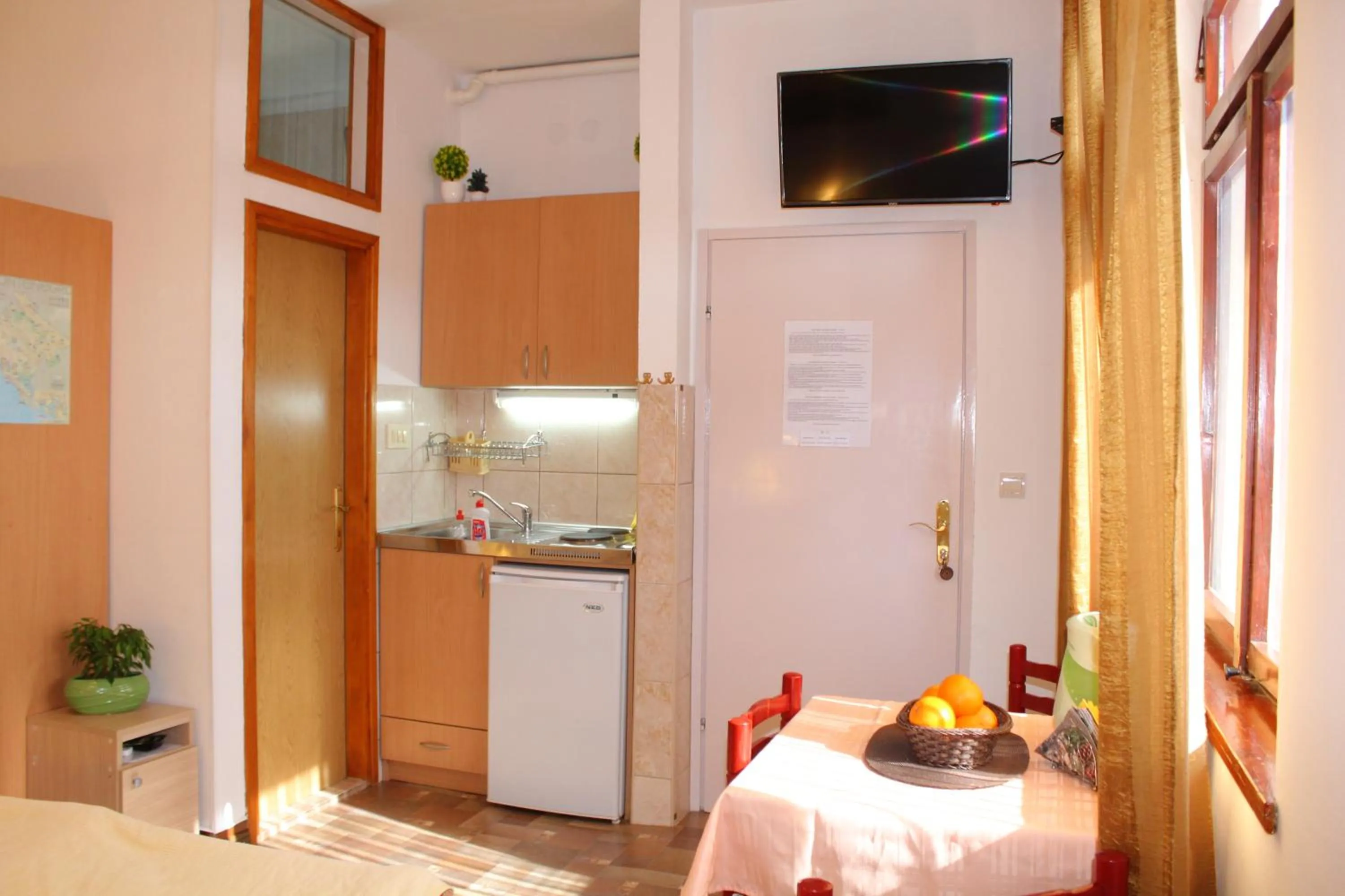 Day in Guest House Tomanovic