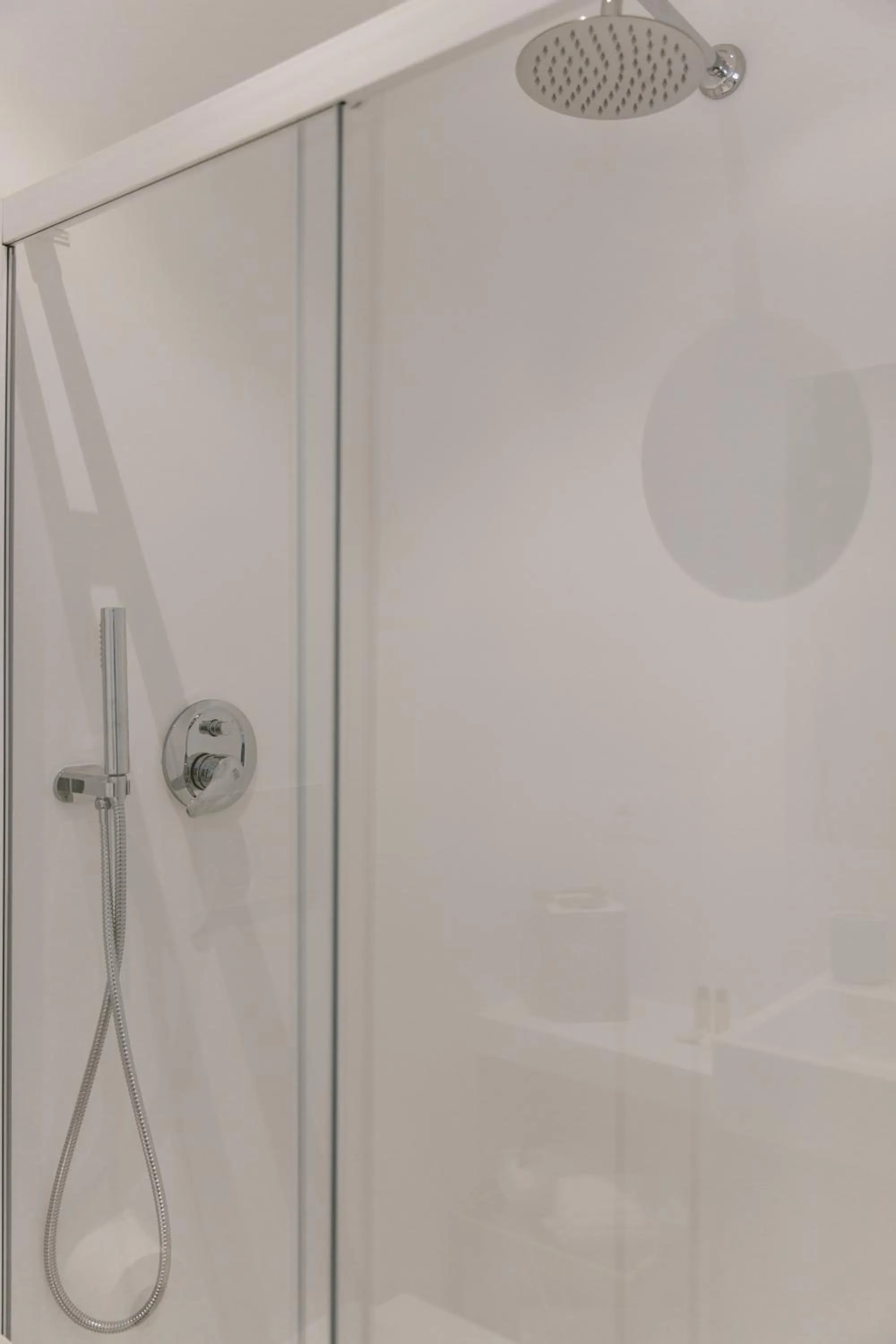 Shower in Stazione a mare